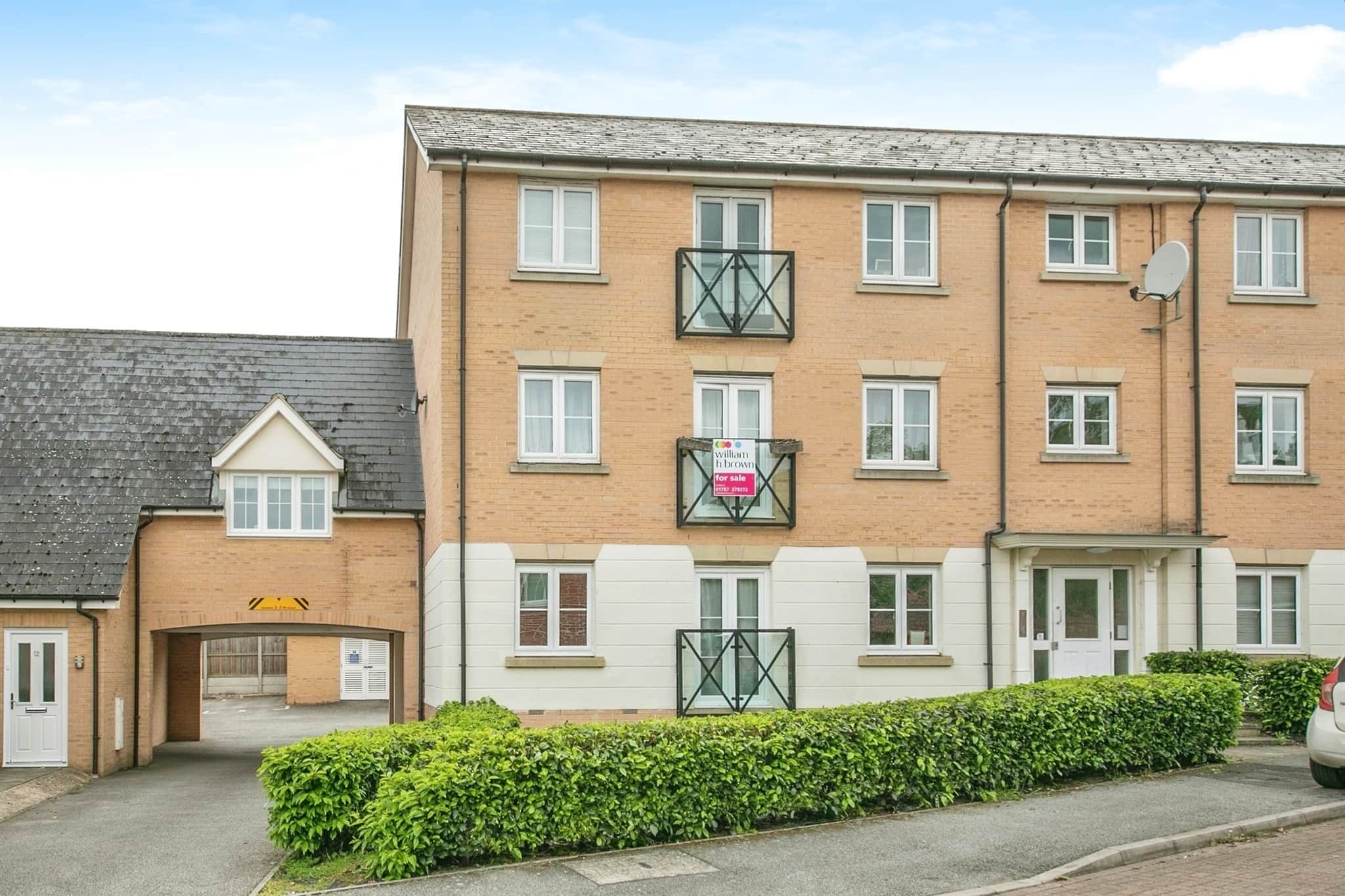Property photo 0