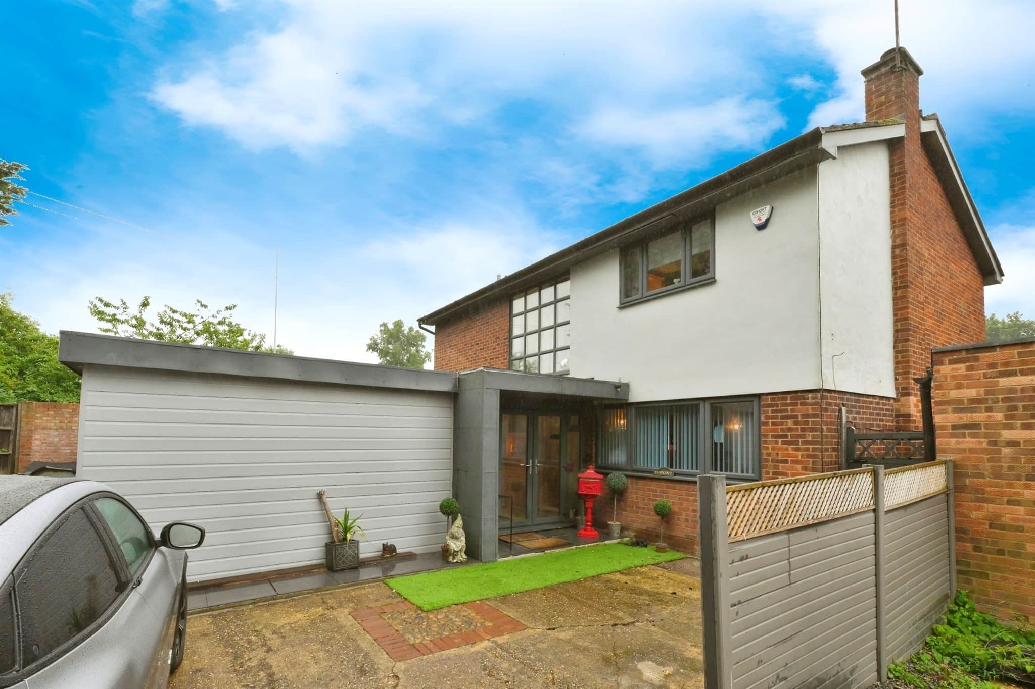 Property photo 0