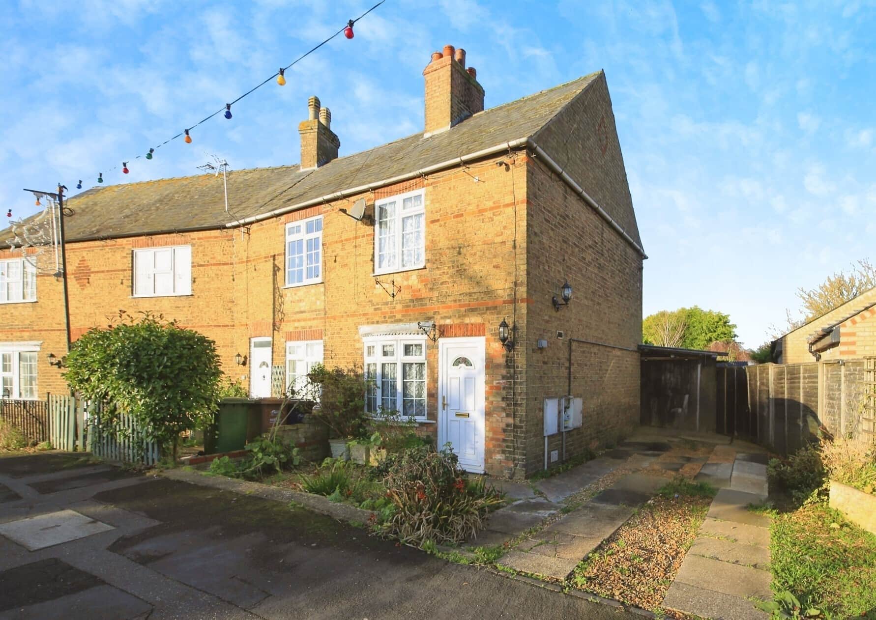 Property photo 0