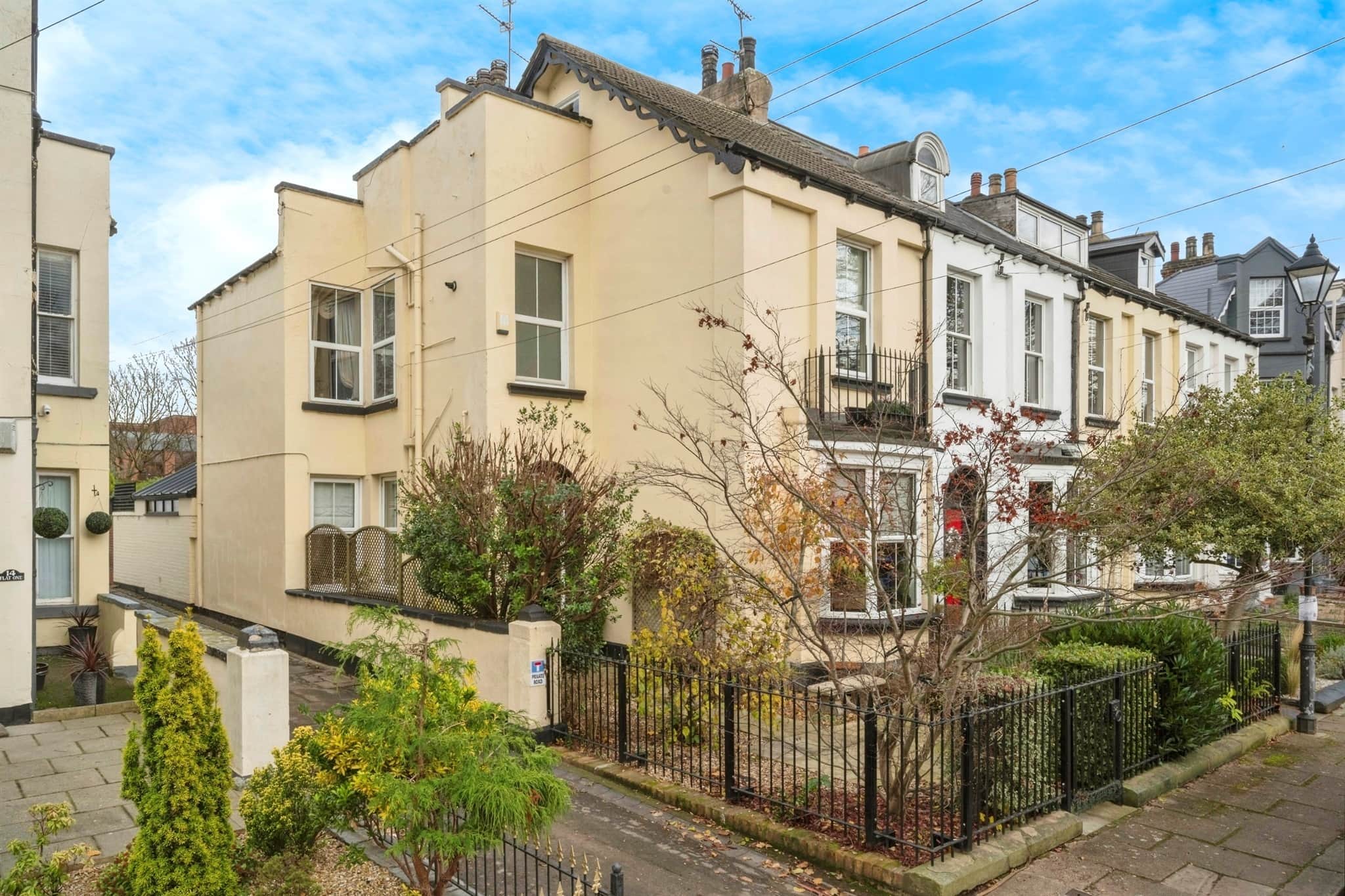 Property photo 0