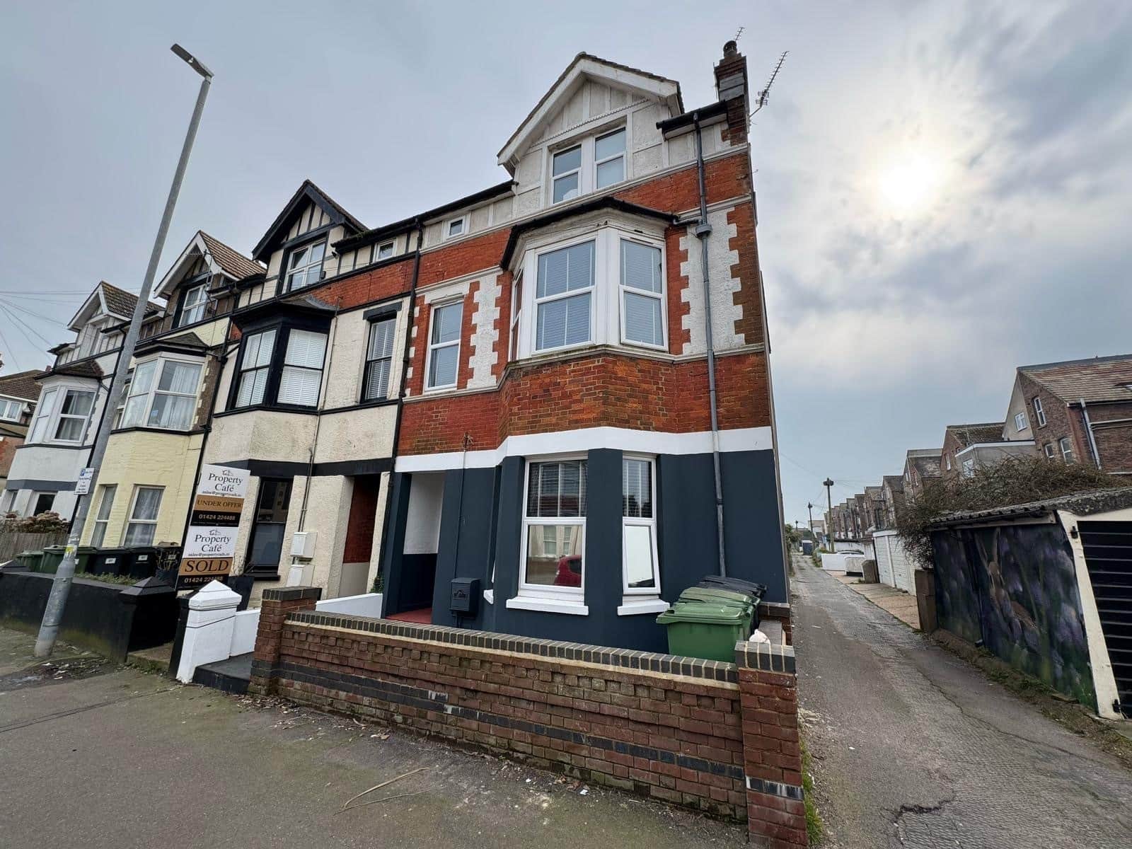 Property photo 0