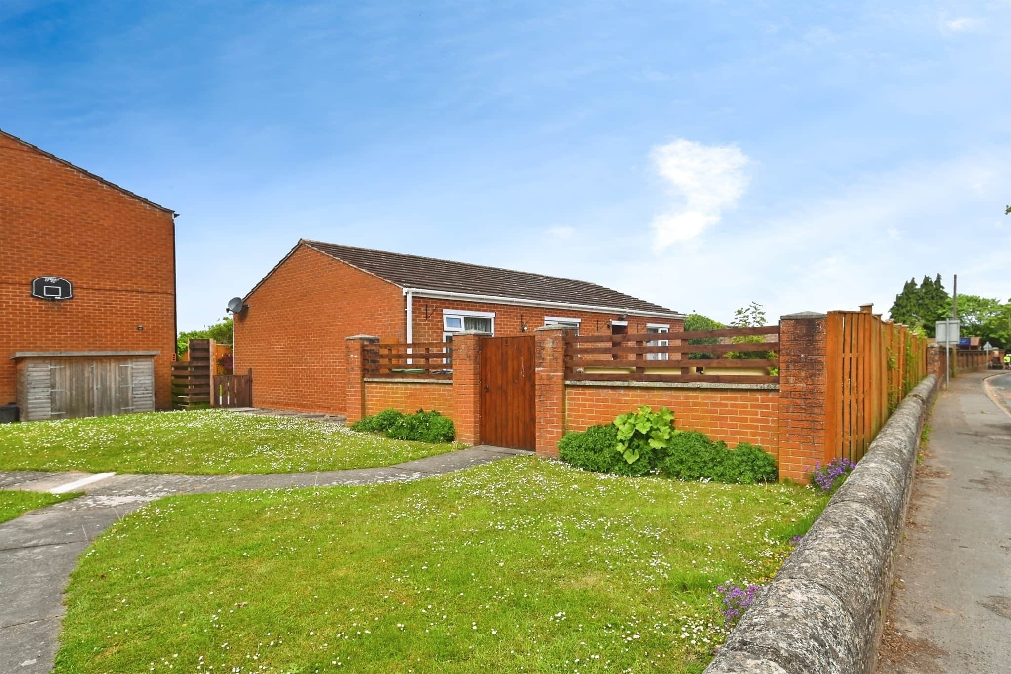 Property photo 11