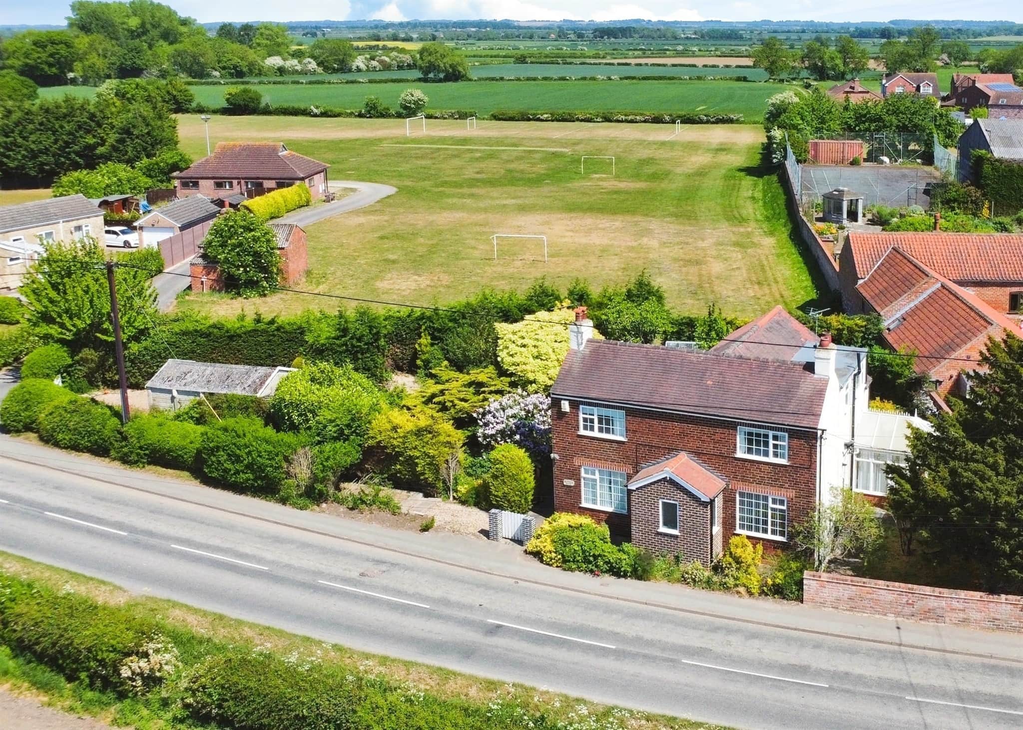 Property photo 0