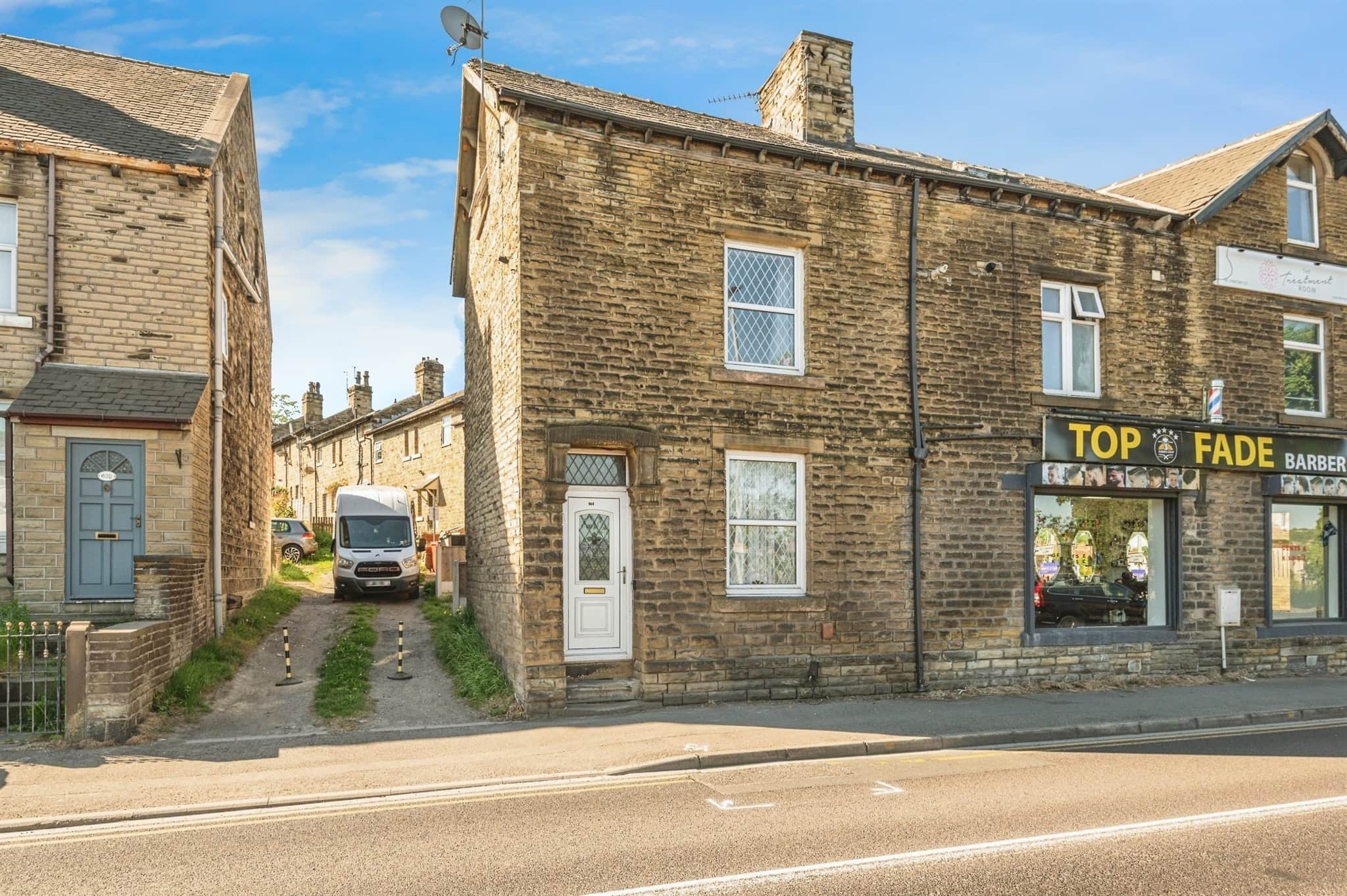 Property photo 0