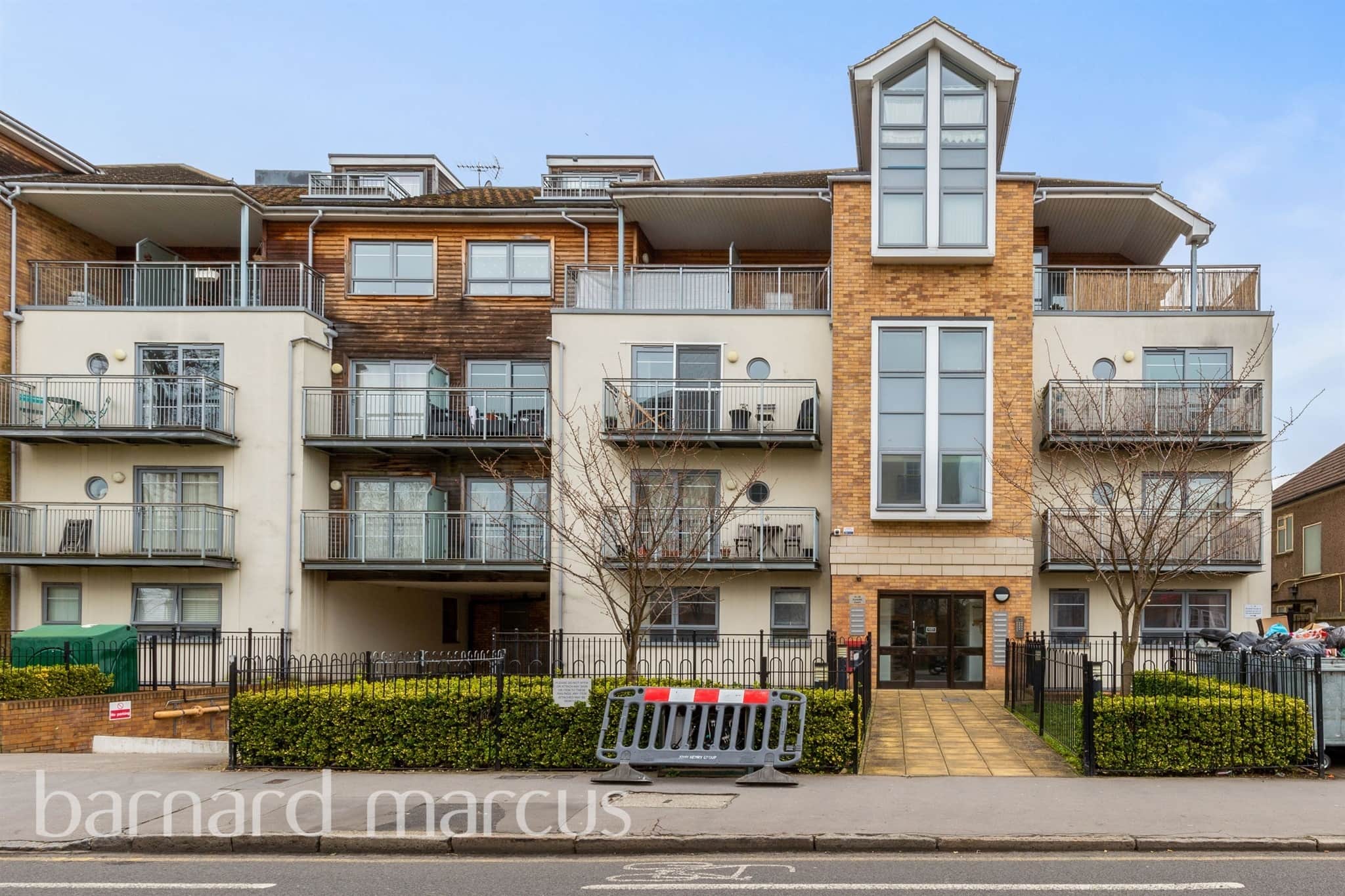 Property photo 0