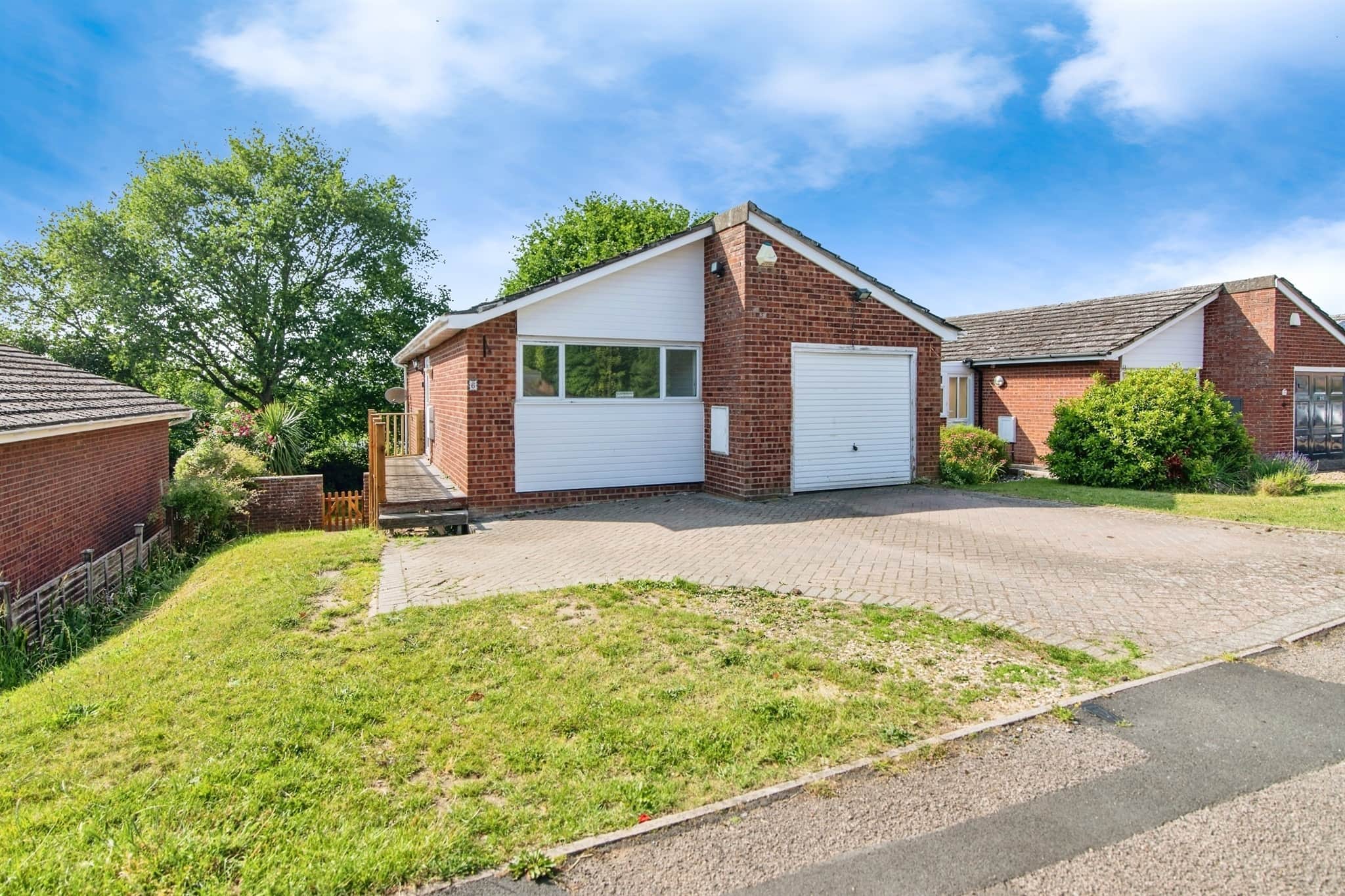 Property photo 0