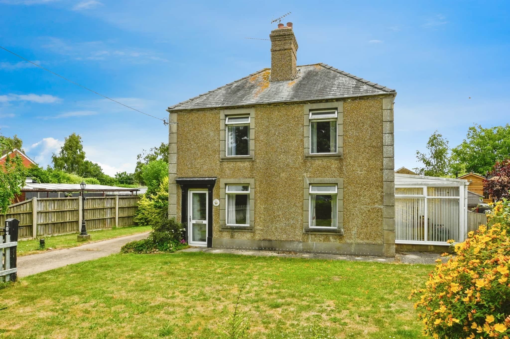 Property photo 0