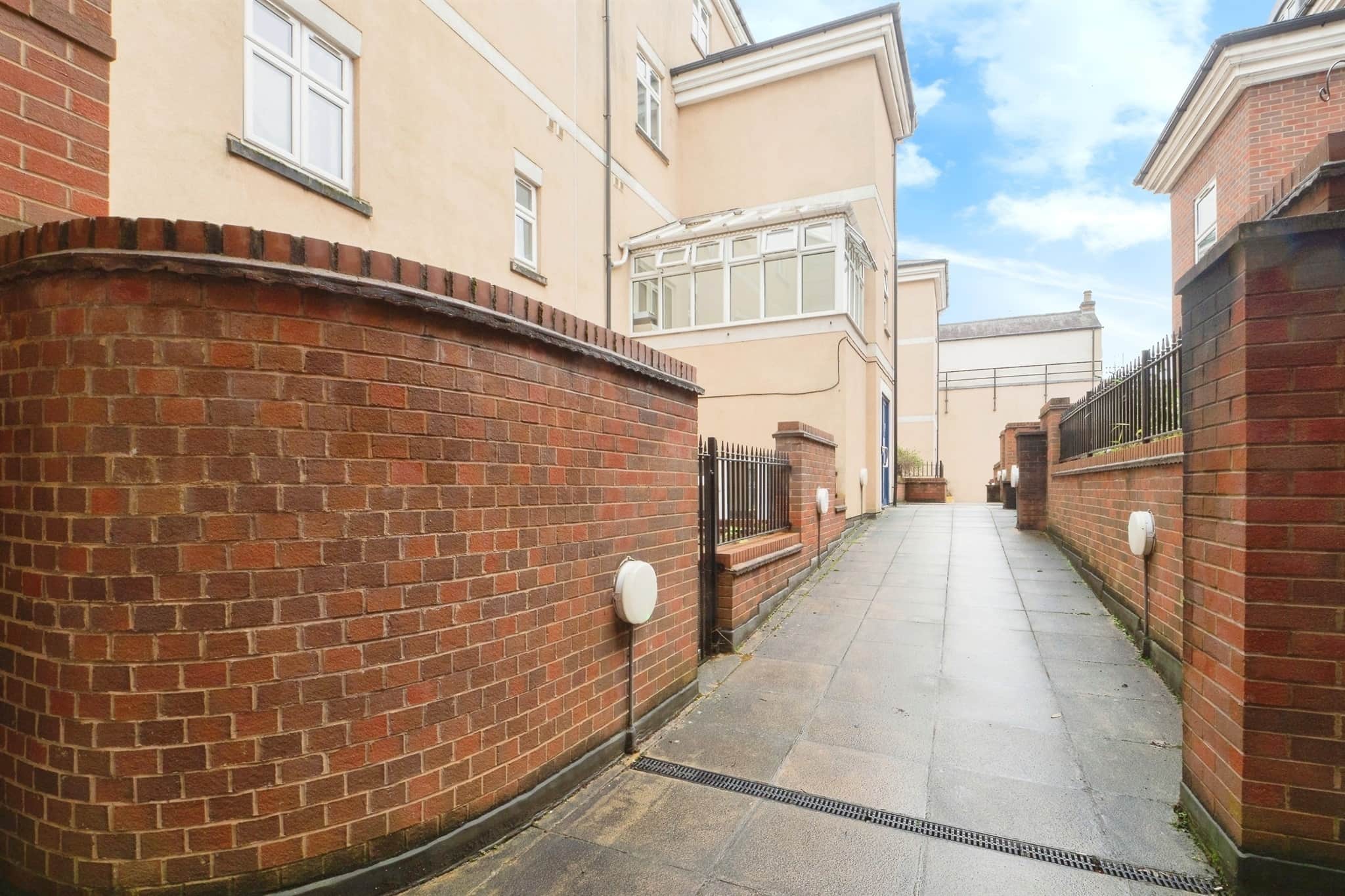 Property photo 14
