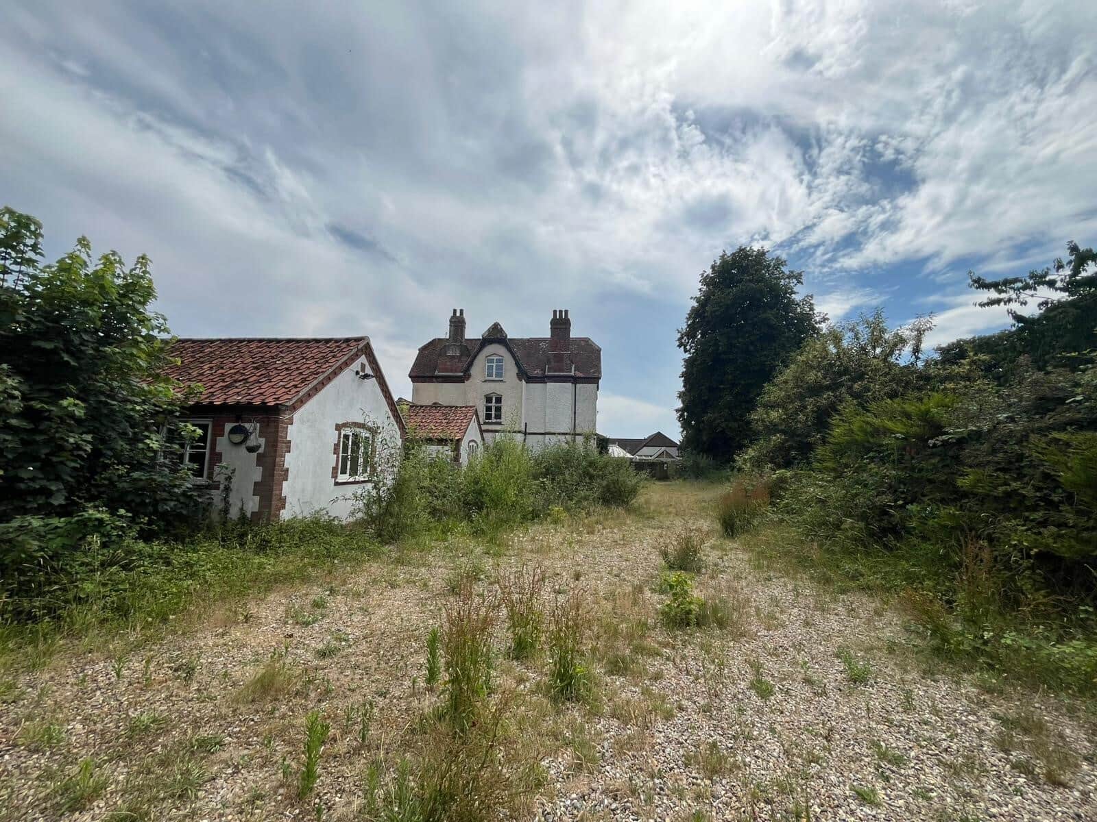 Property photo 0