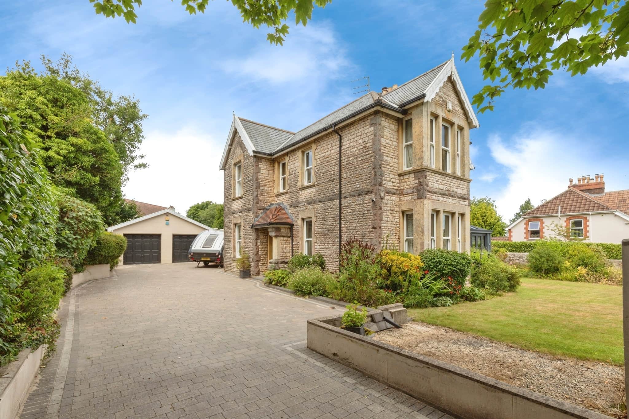 Property photo 0