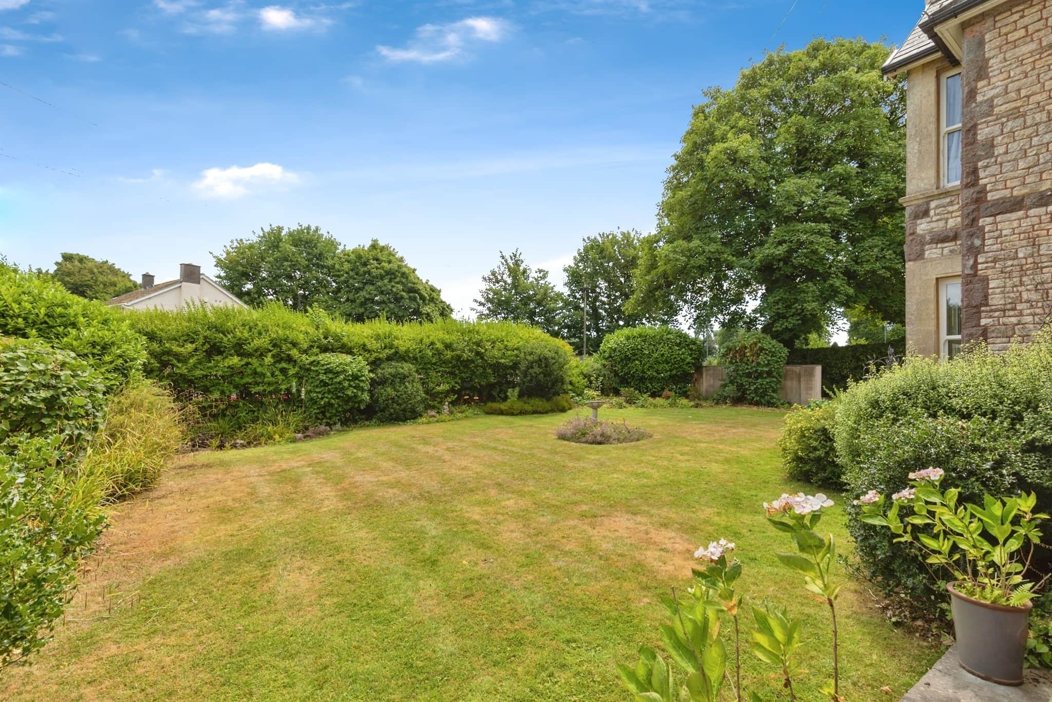 Property photo 33