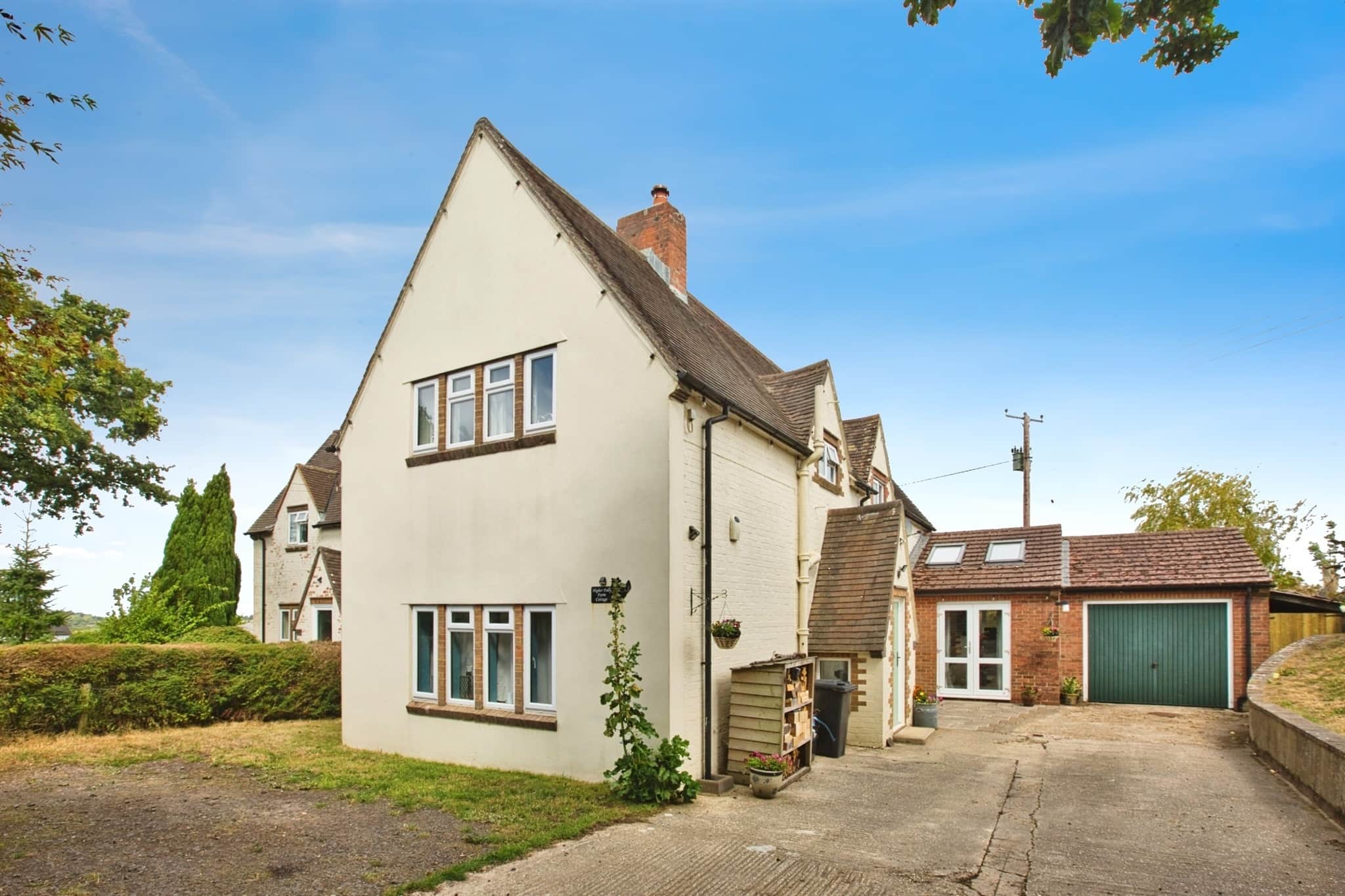 Property photo 0