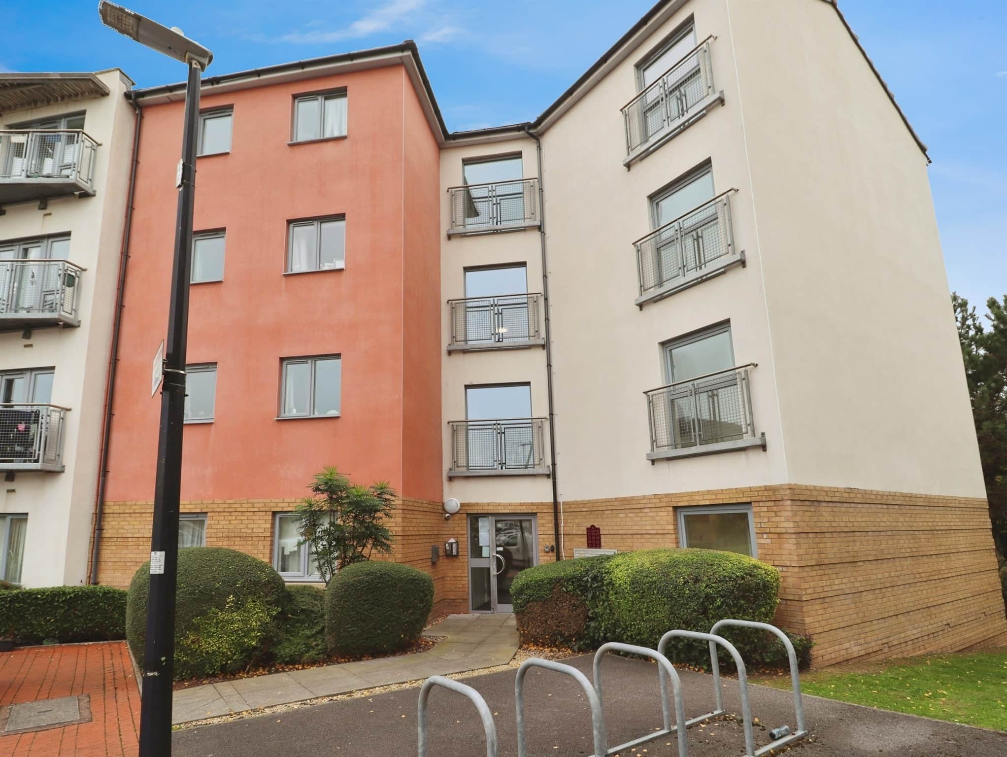 Property photo 0