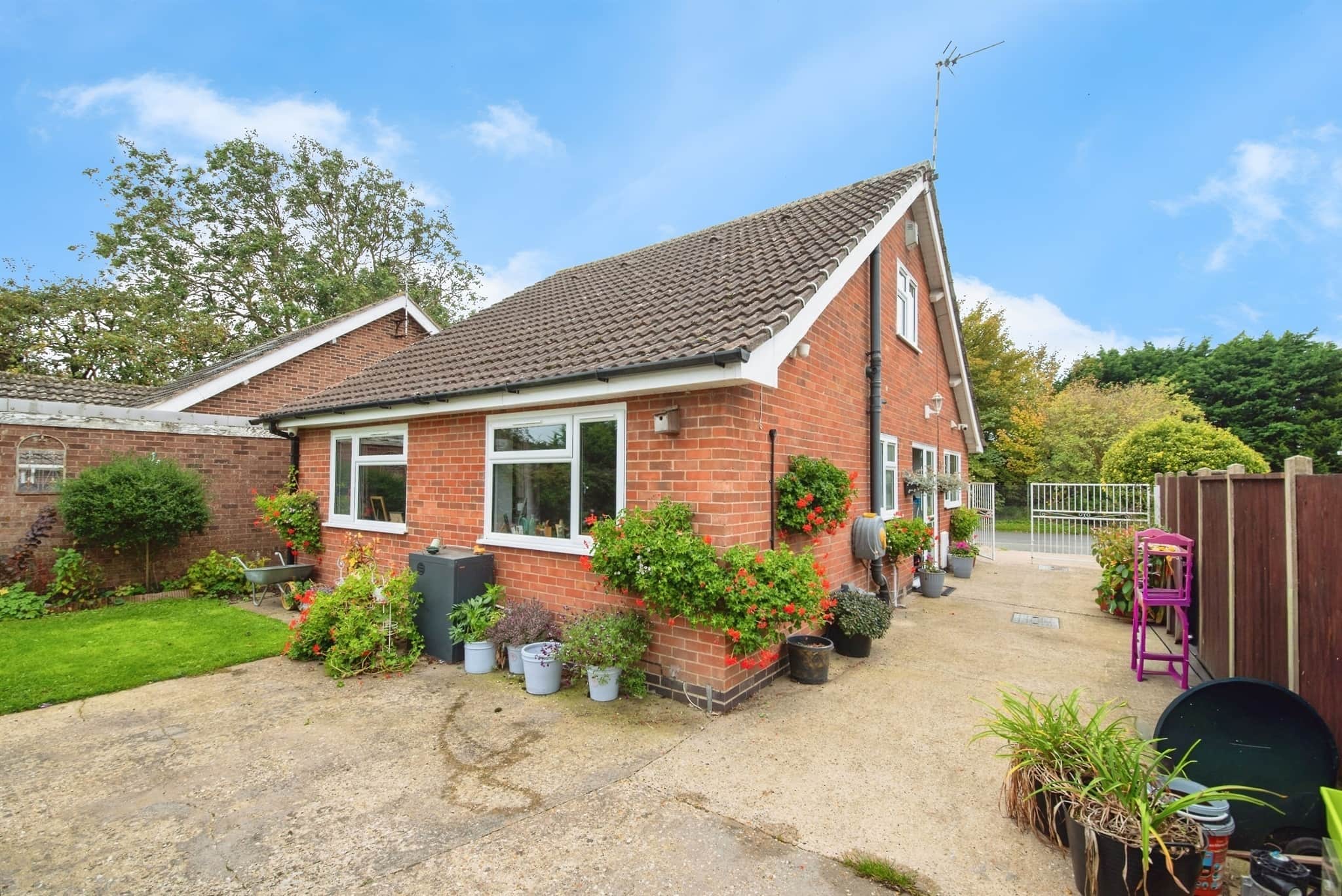Property photo 0