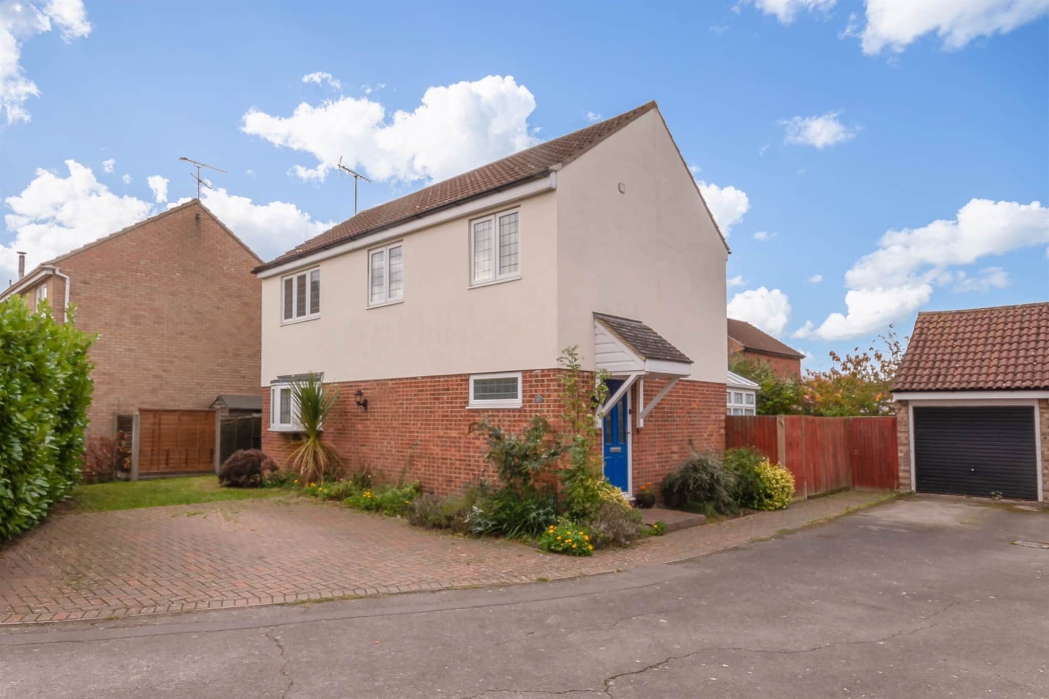 Property photo 0