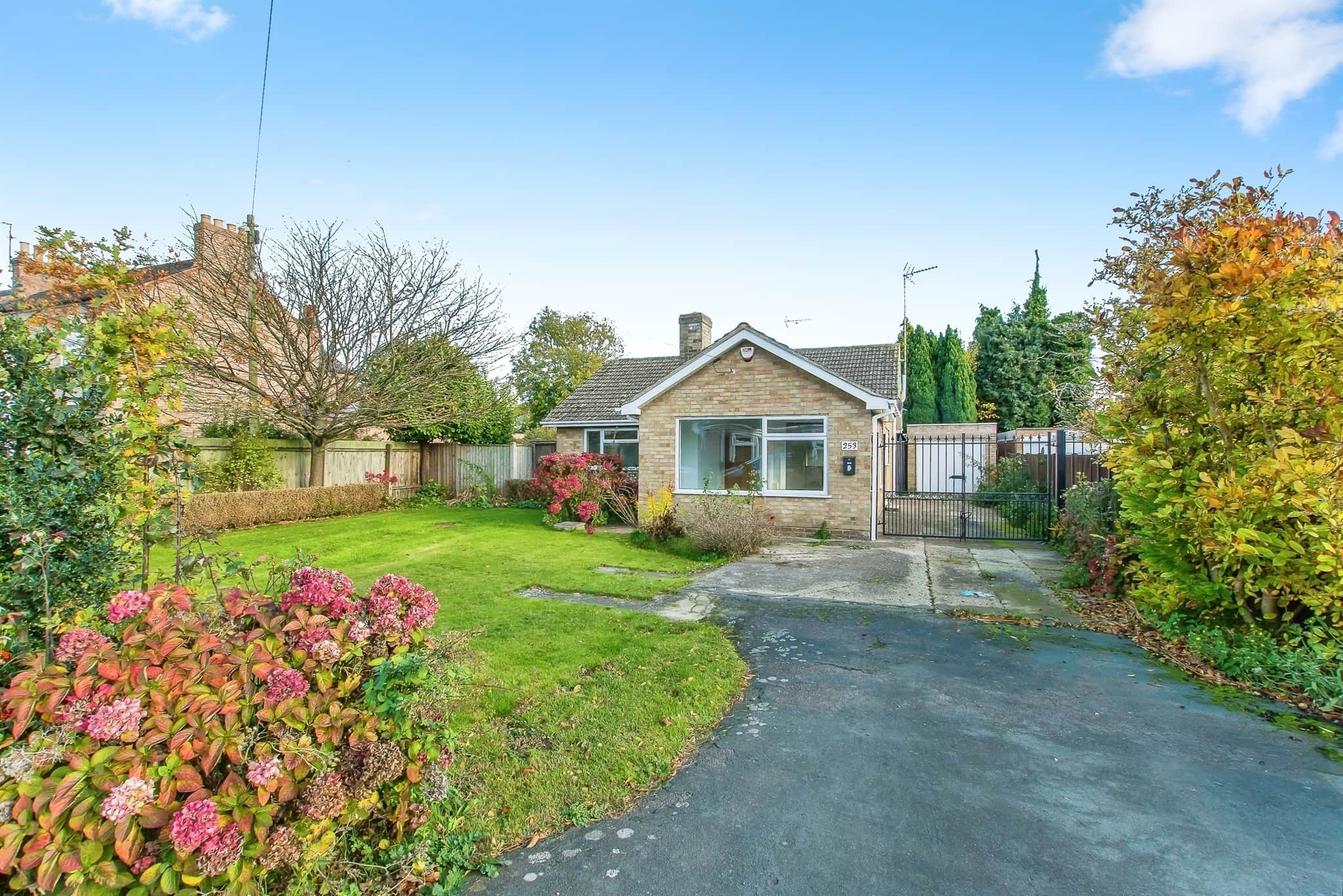 Property photo 0
