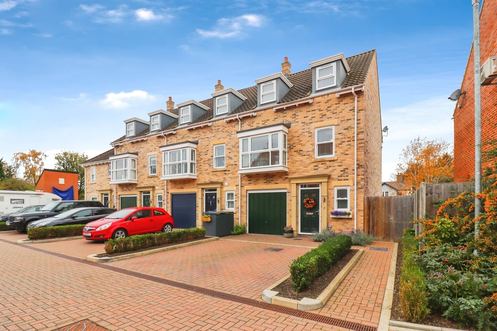 Property photo 0