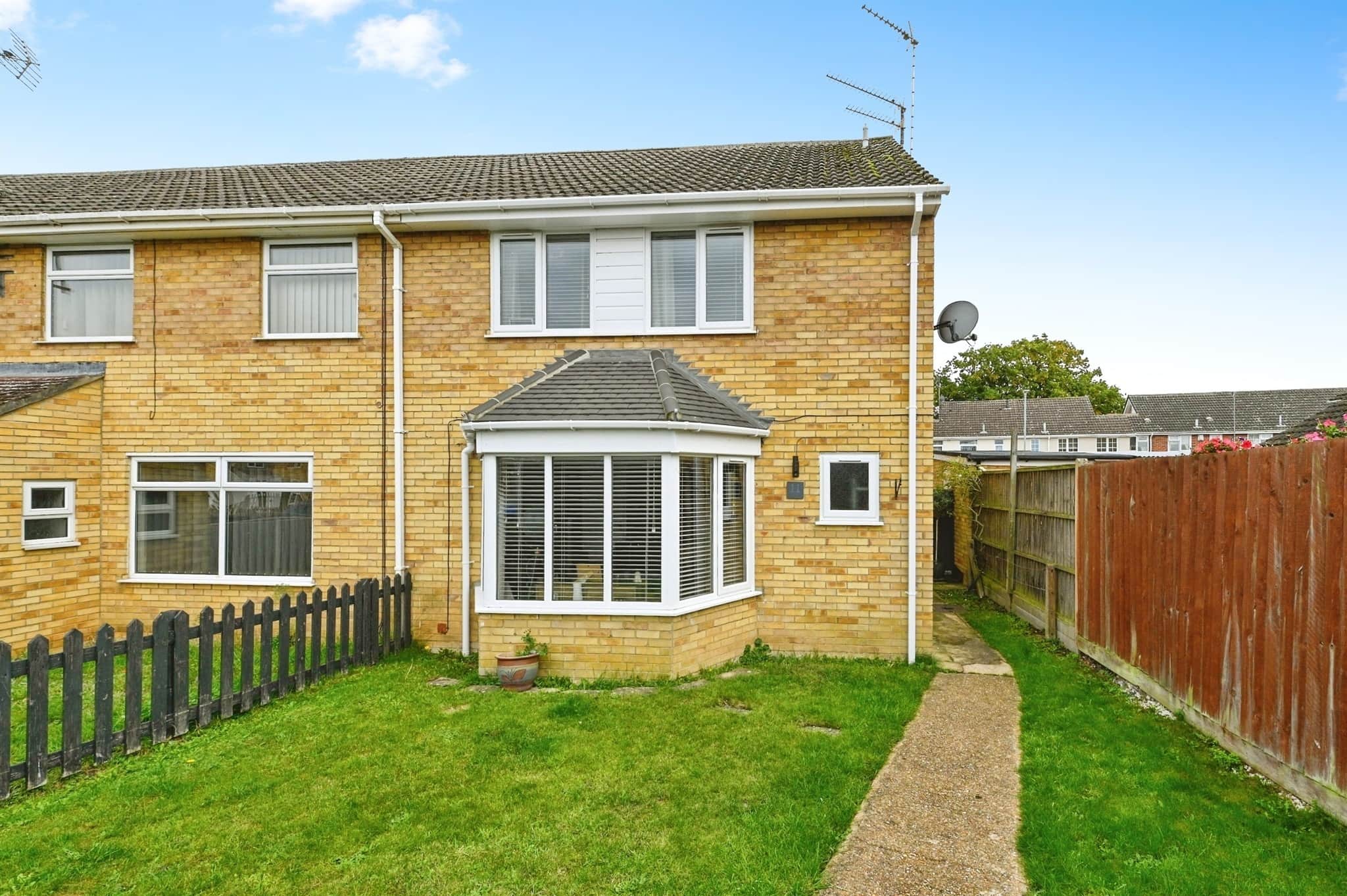 Property photo 0