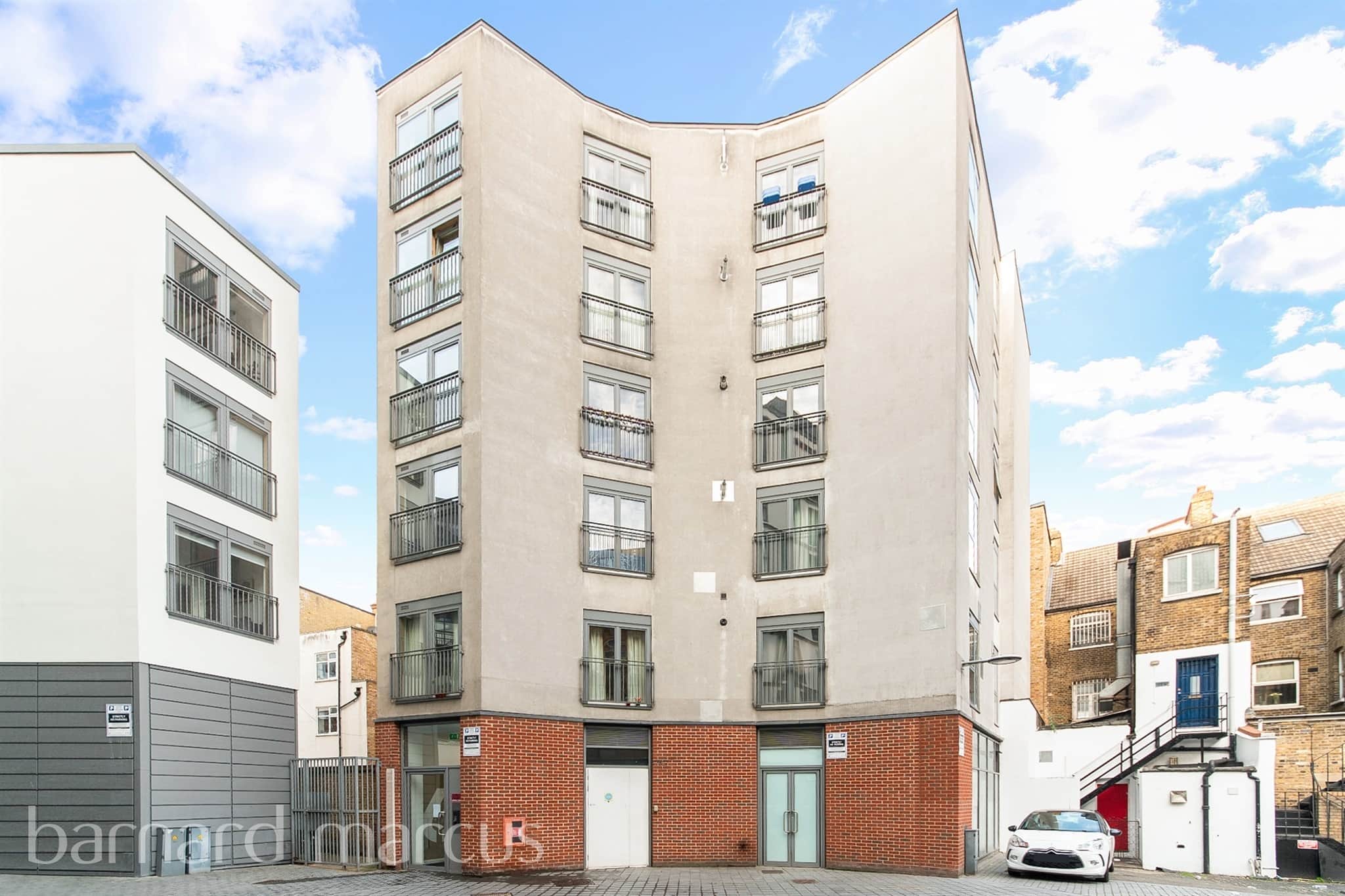 Property photo 1