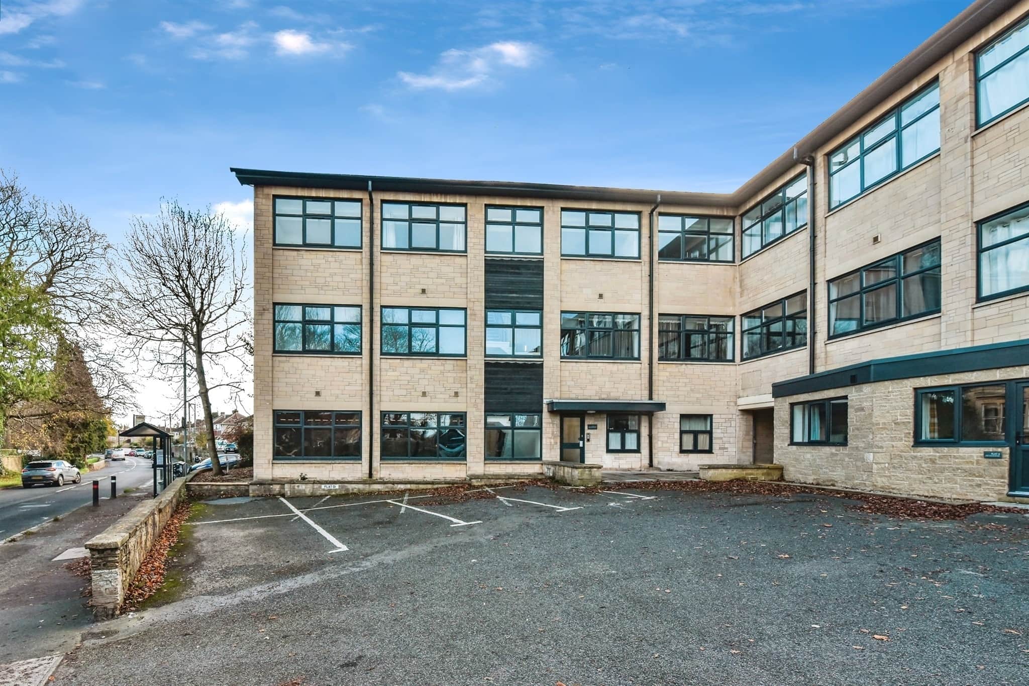 Property photo 0