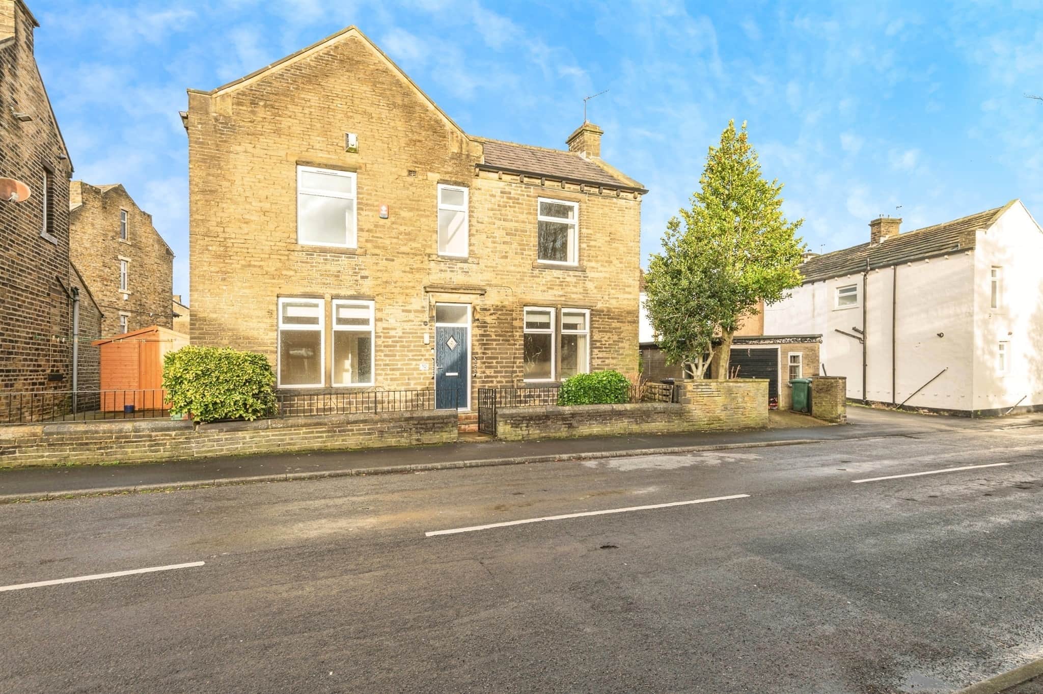 Property photo 0