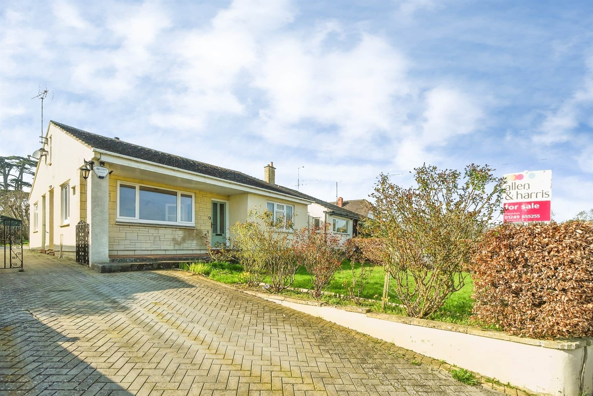 Property photo 0