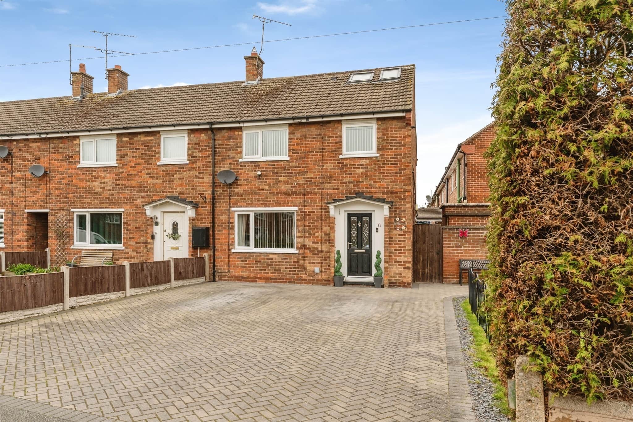 Property photo 0