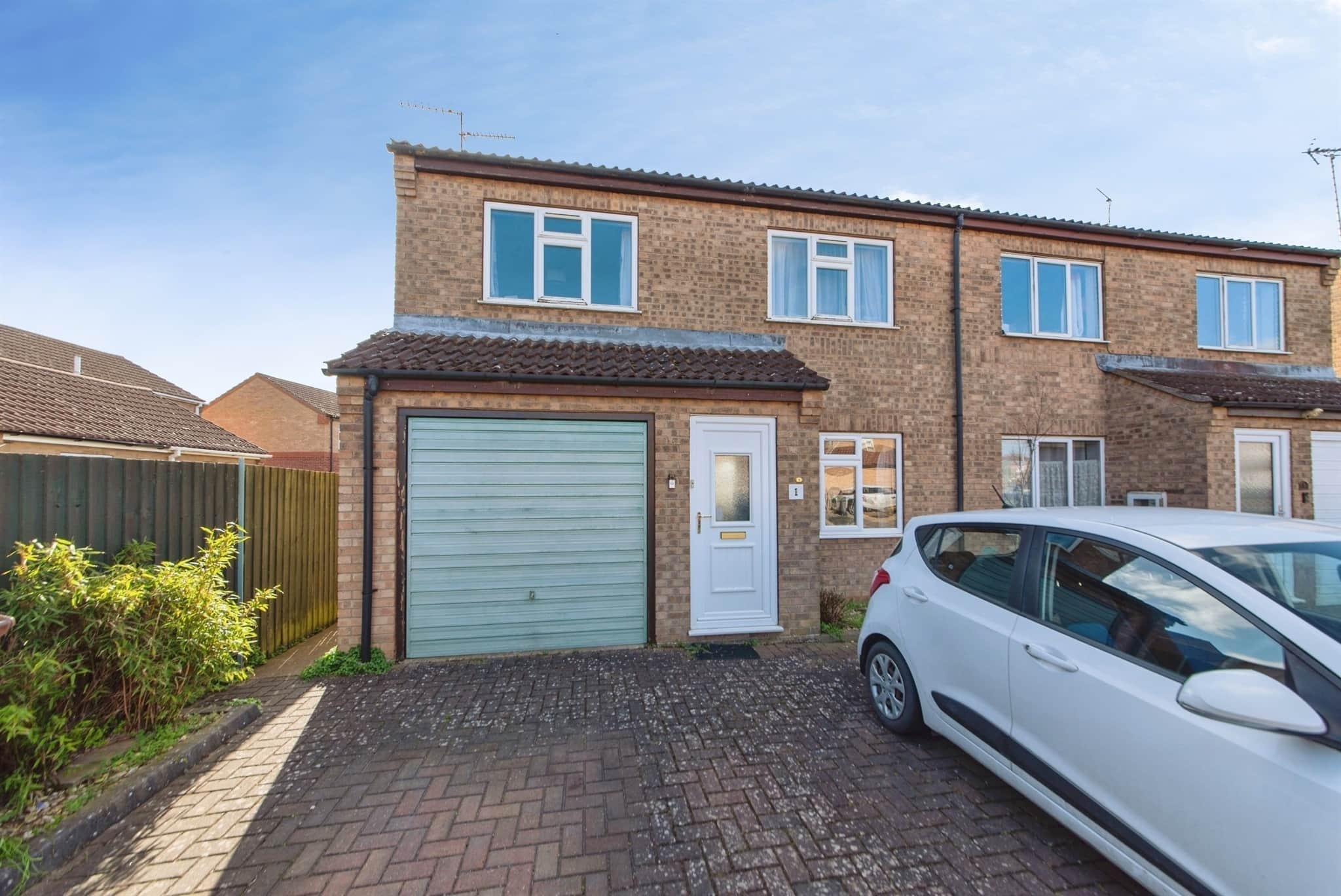 Property photo 0