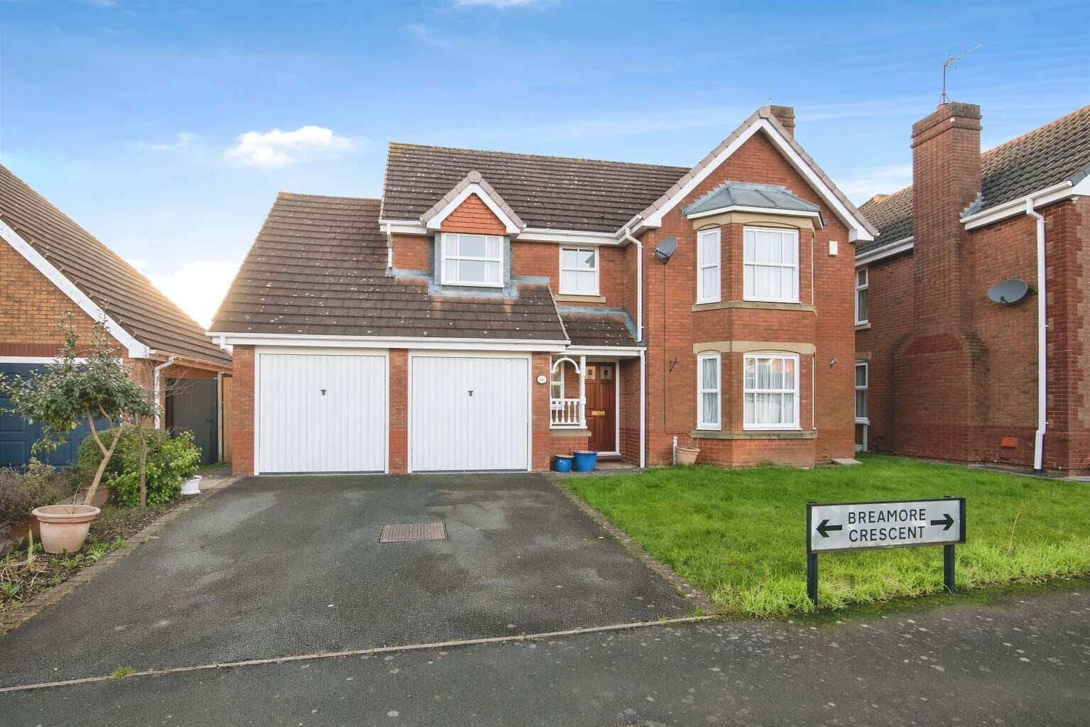 Property photo 0