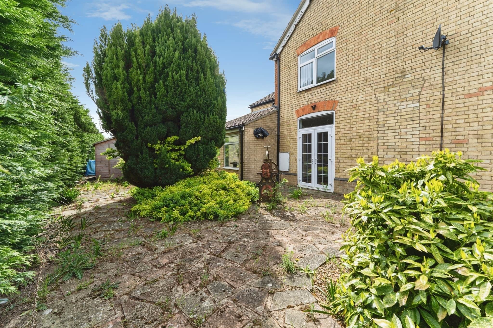 Property photo 28