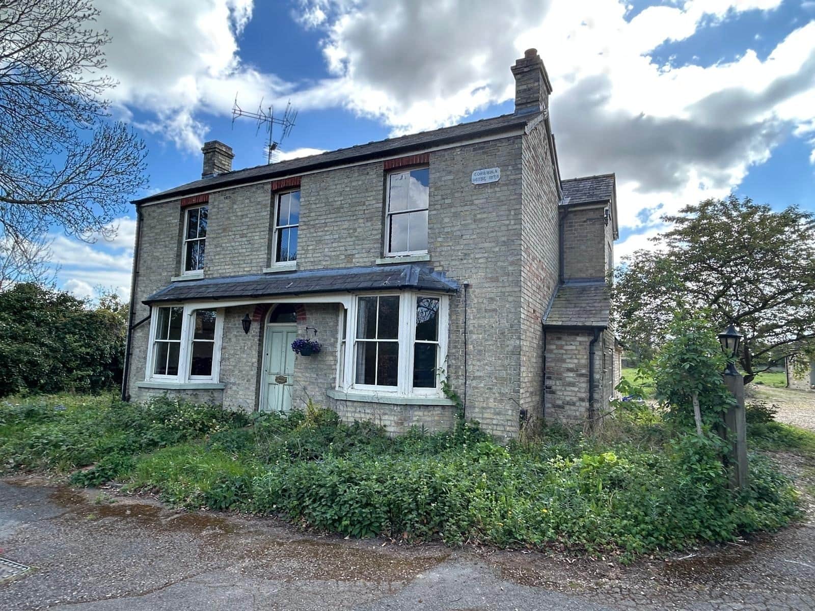 Property photo 0