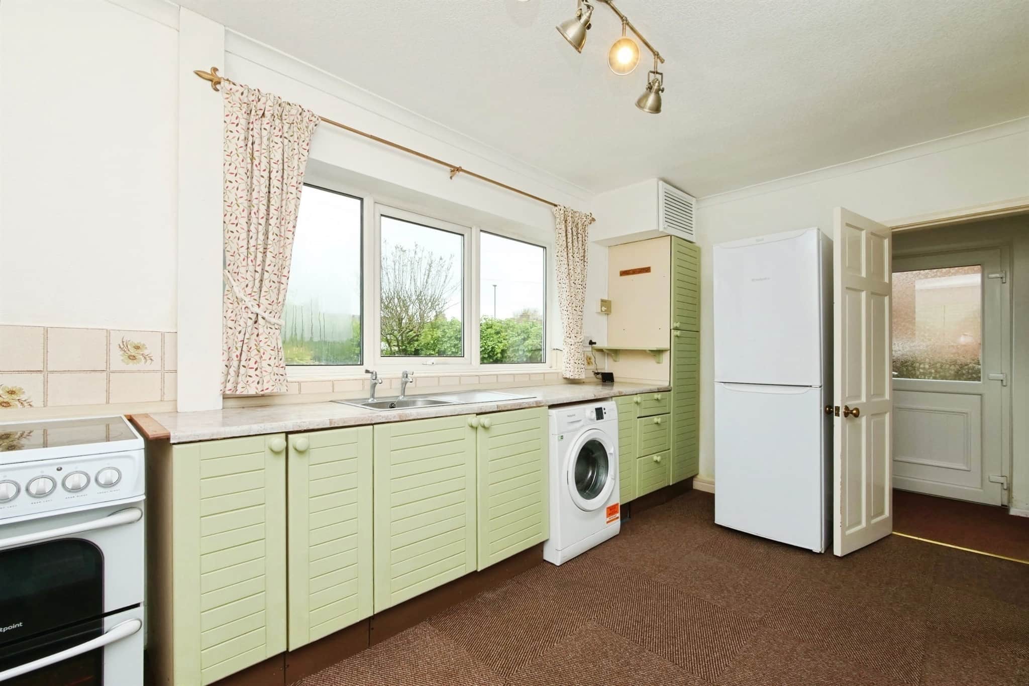 Property photo 13
