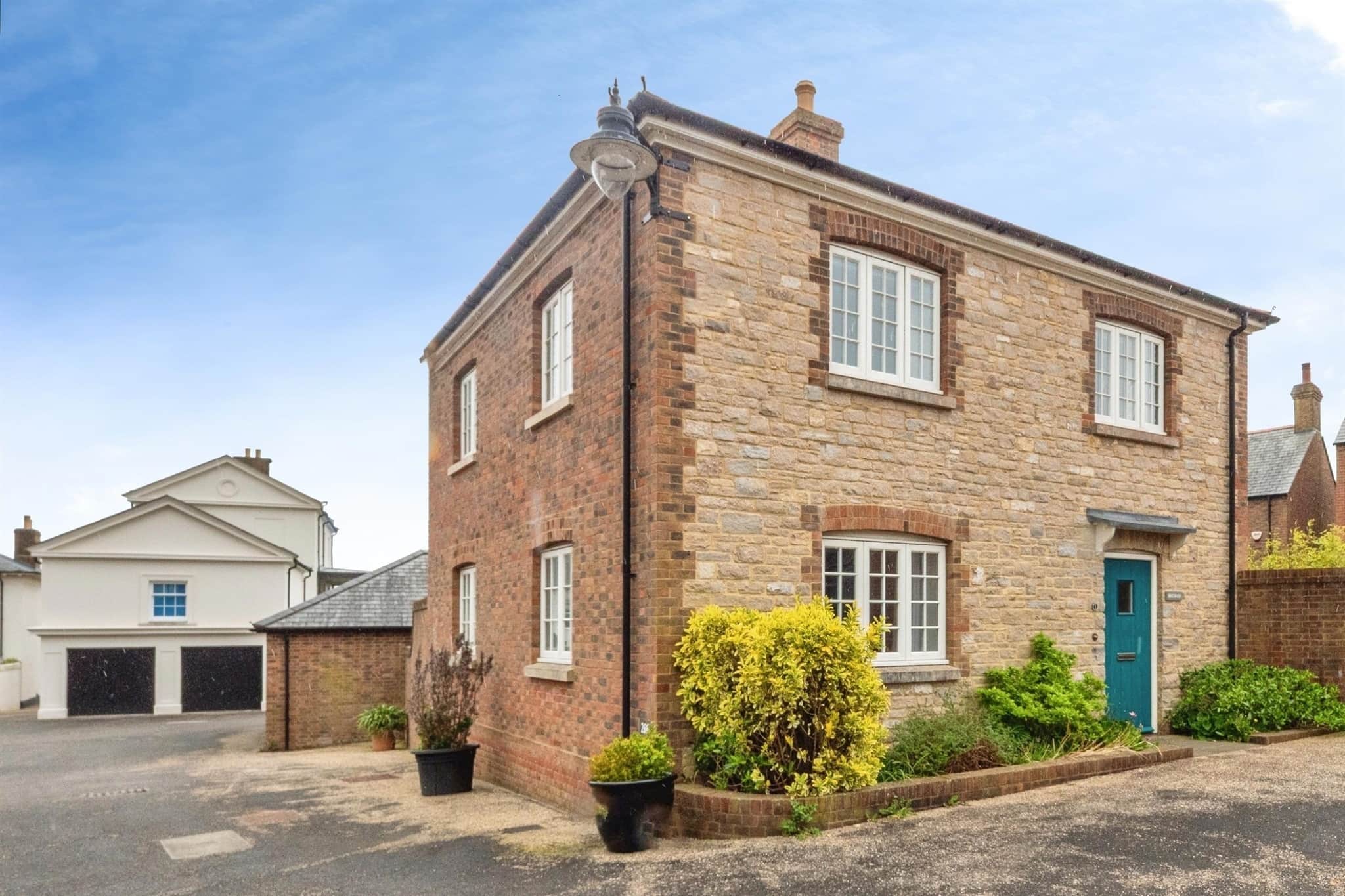 Property photo 0