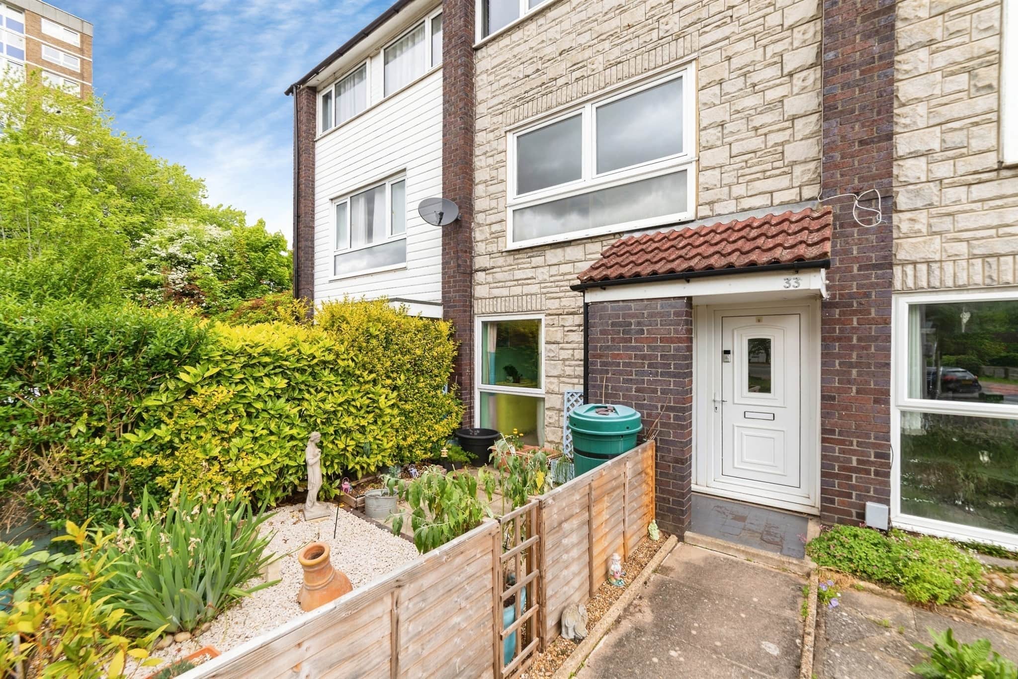 Property photo 0