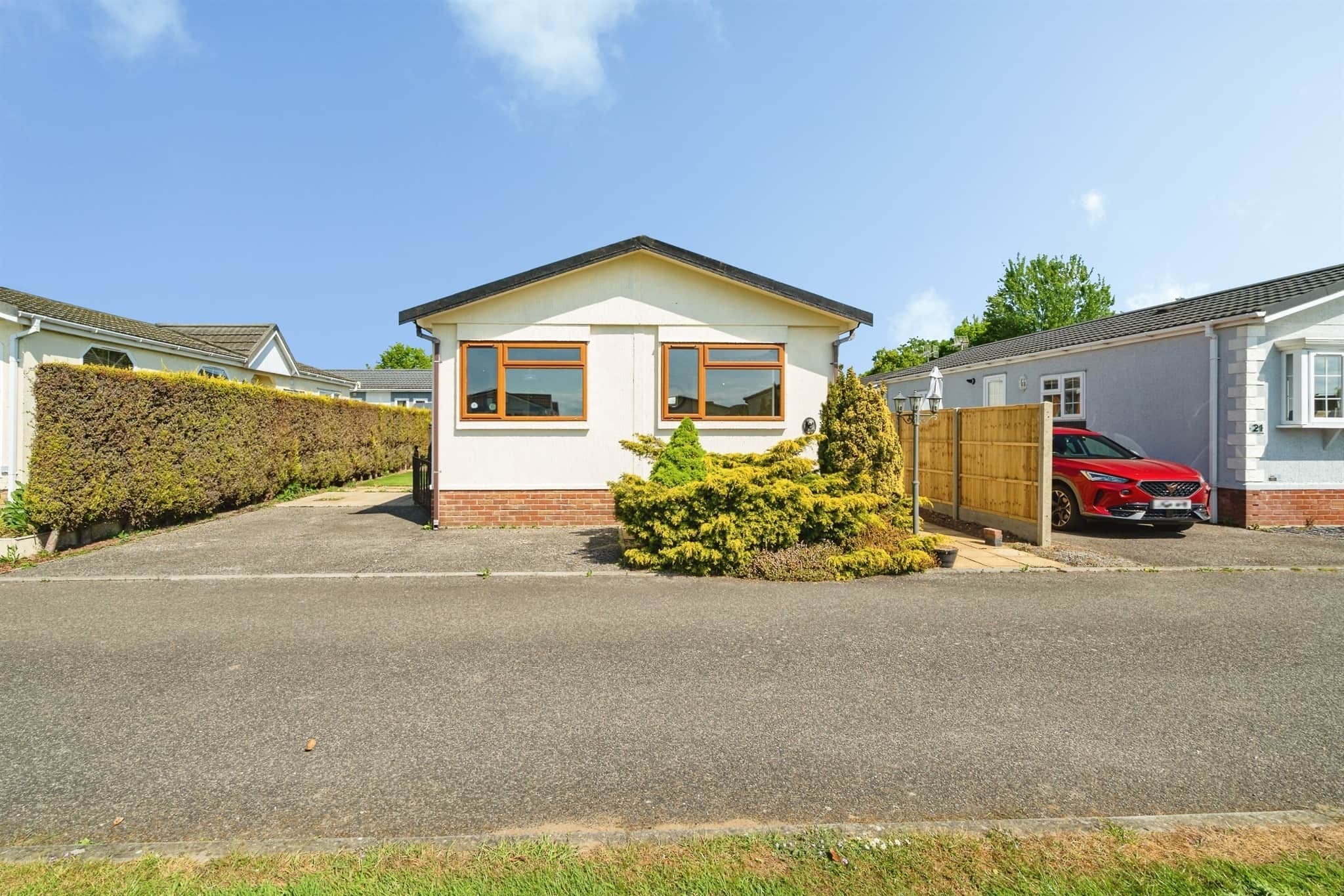 Property photo 0