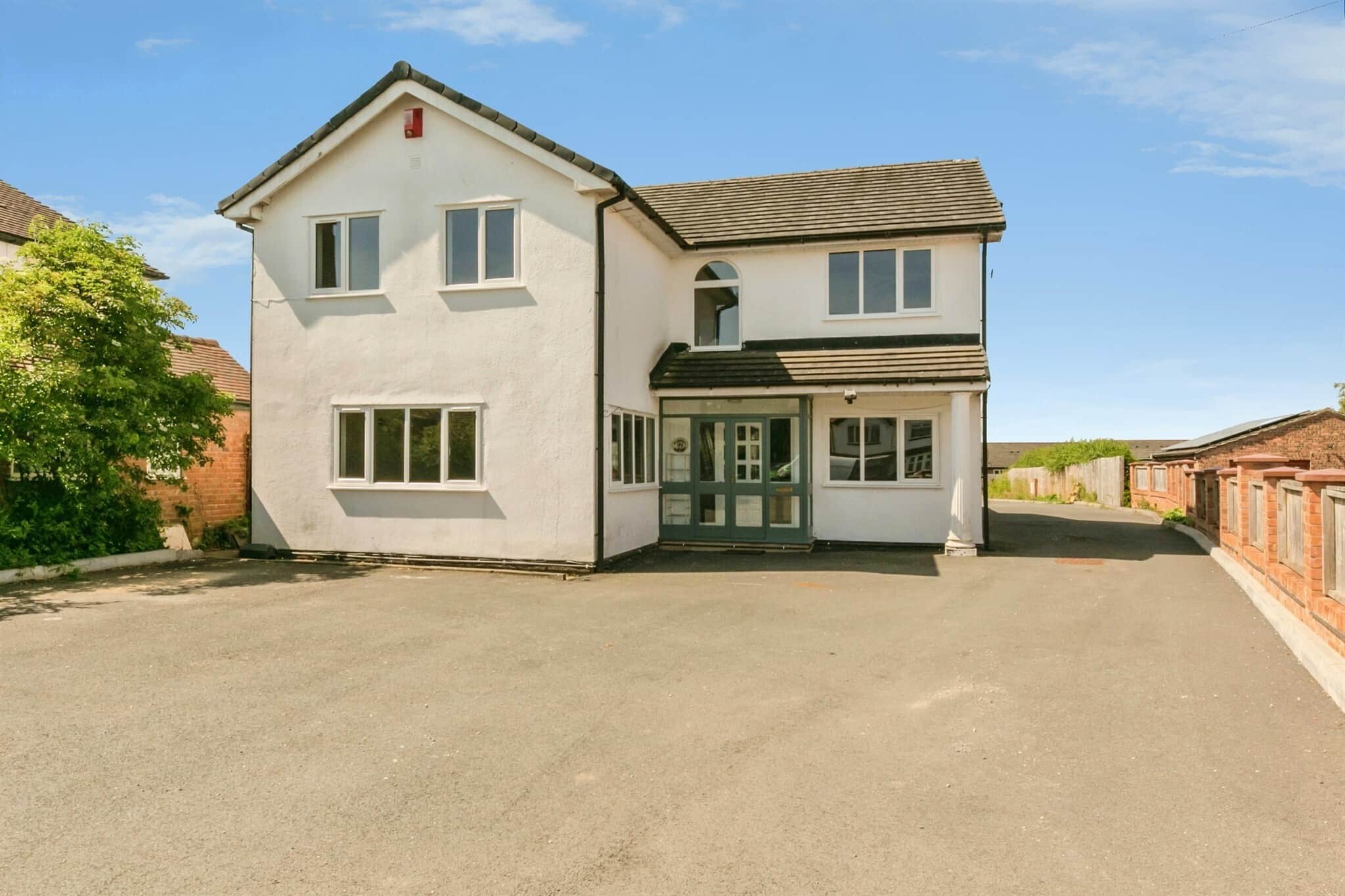 Property photo 0