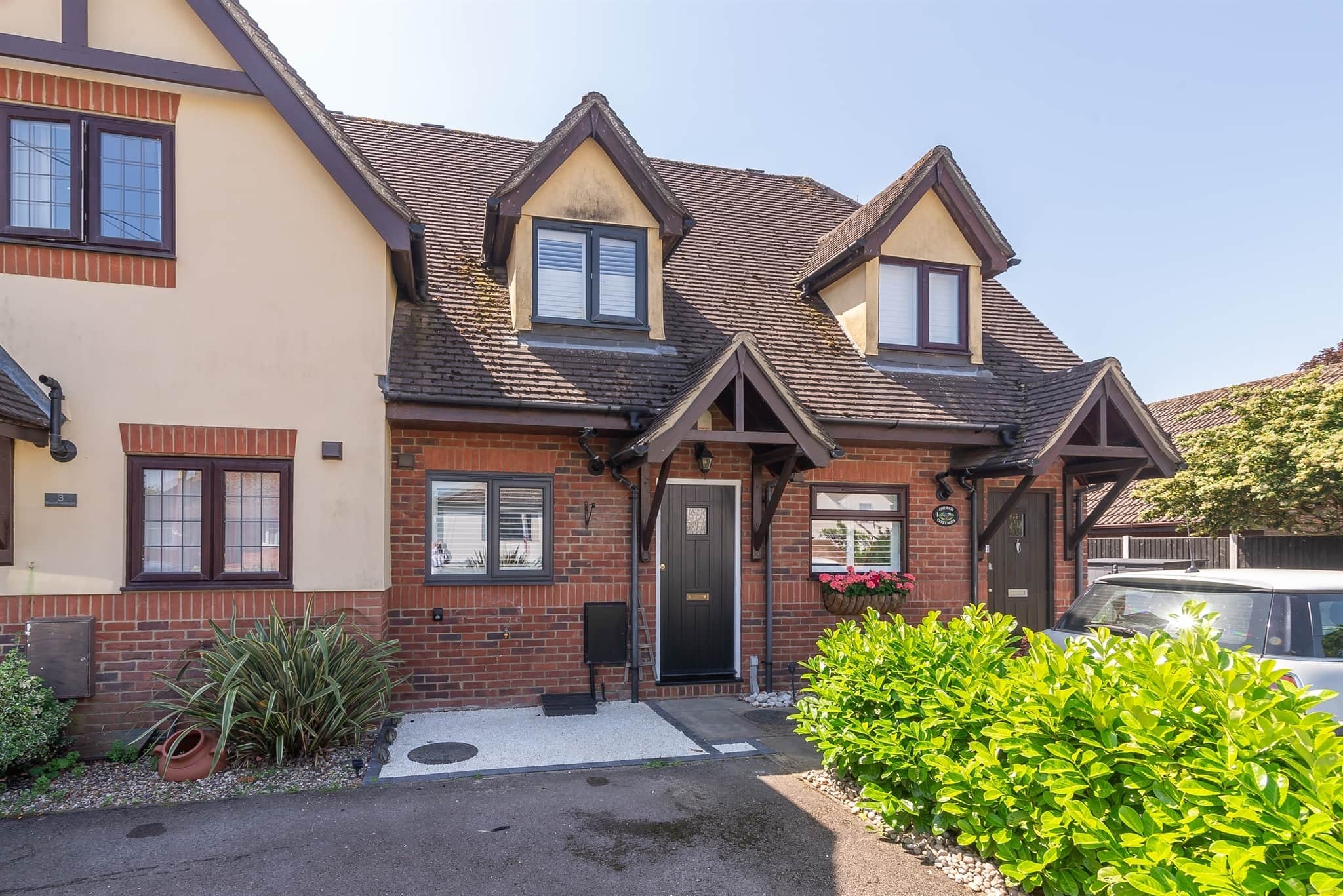 Property photo 0
