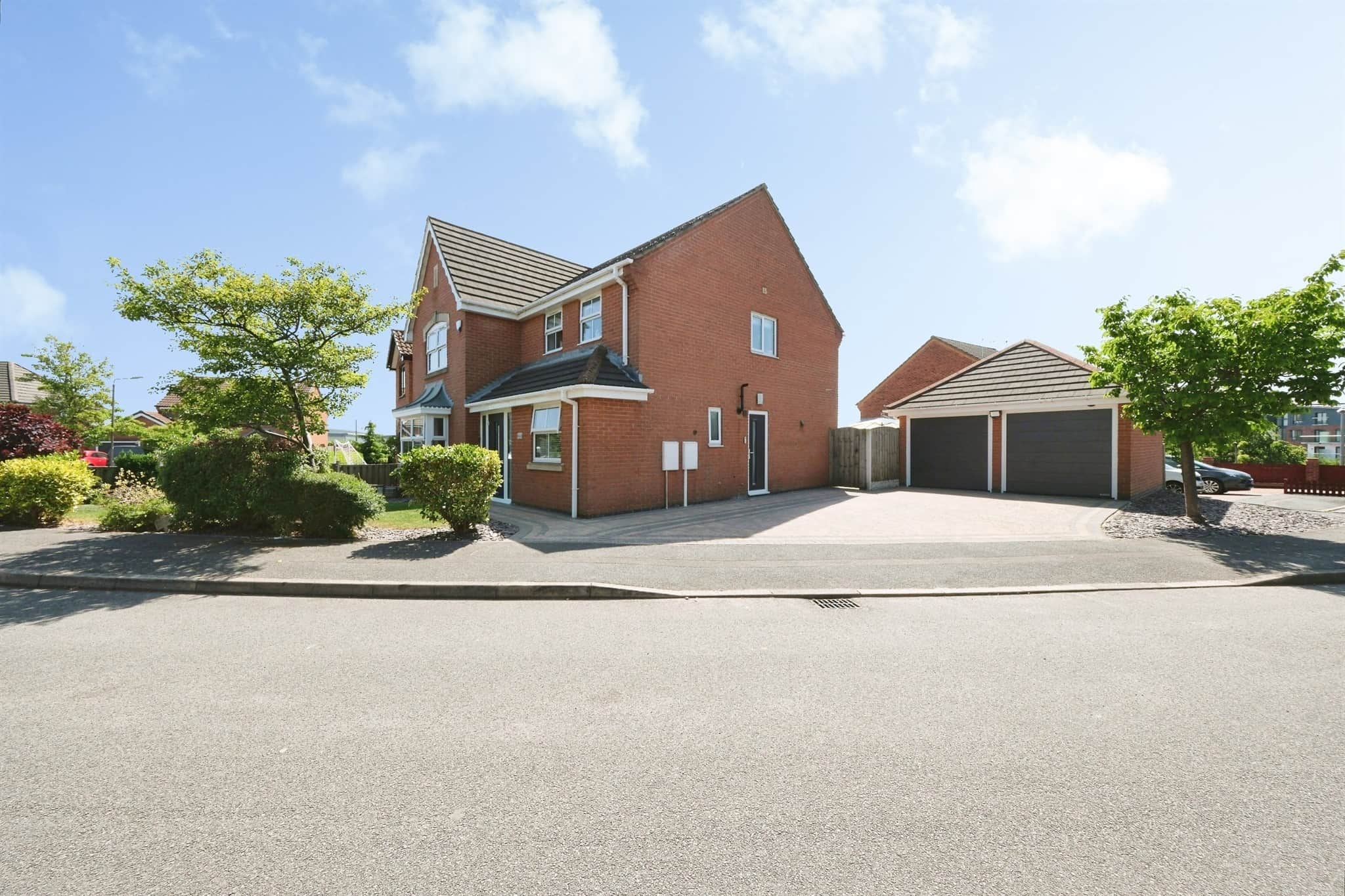 Property photo 0