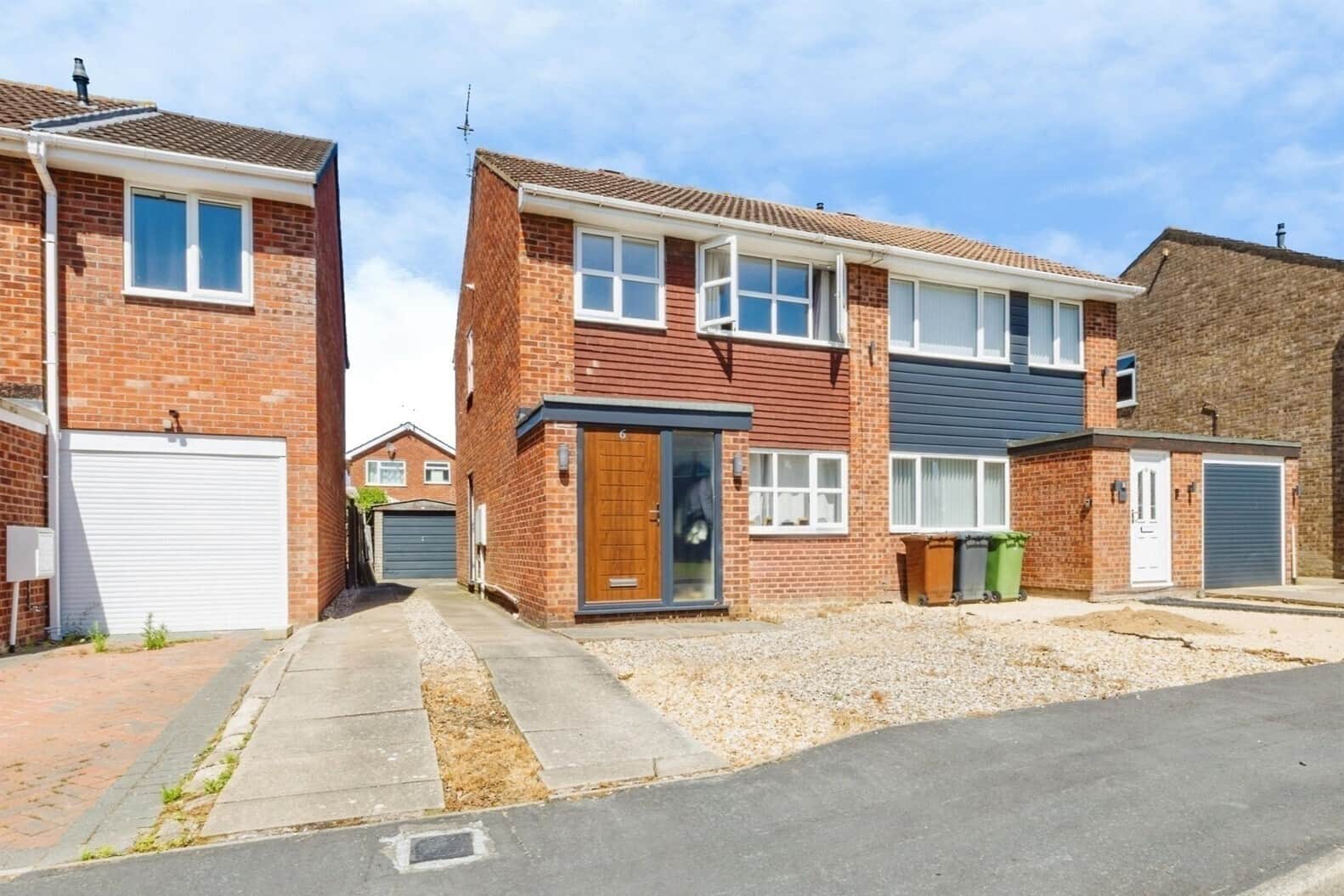 Property photo 0