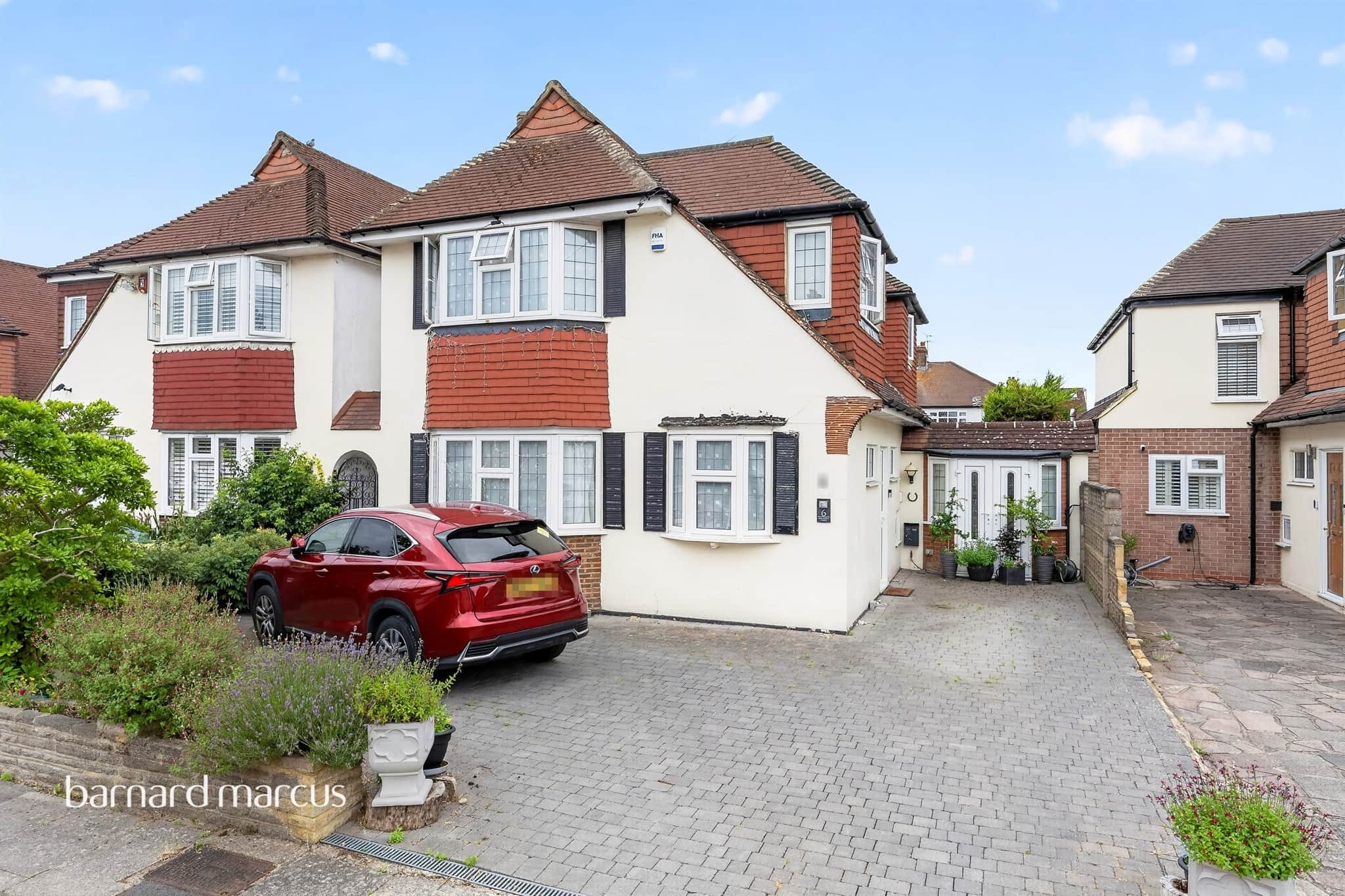 Property photo 0