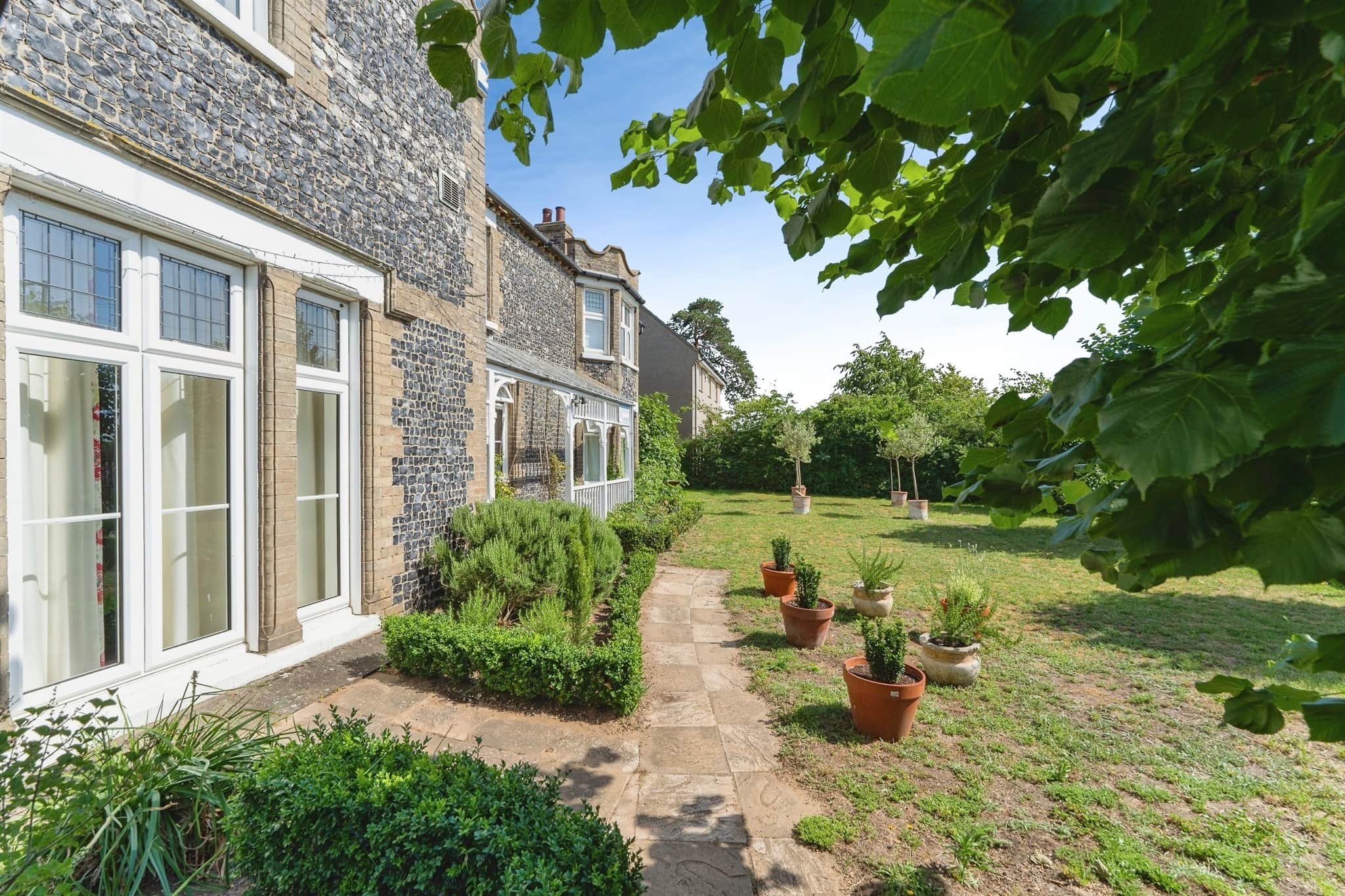 Property photo 28