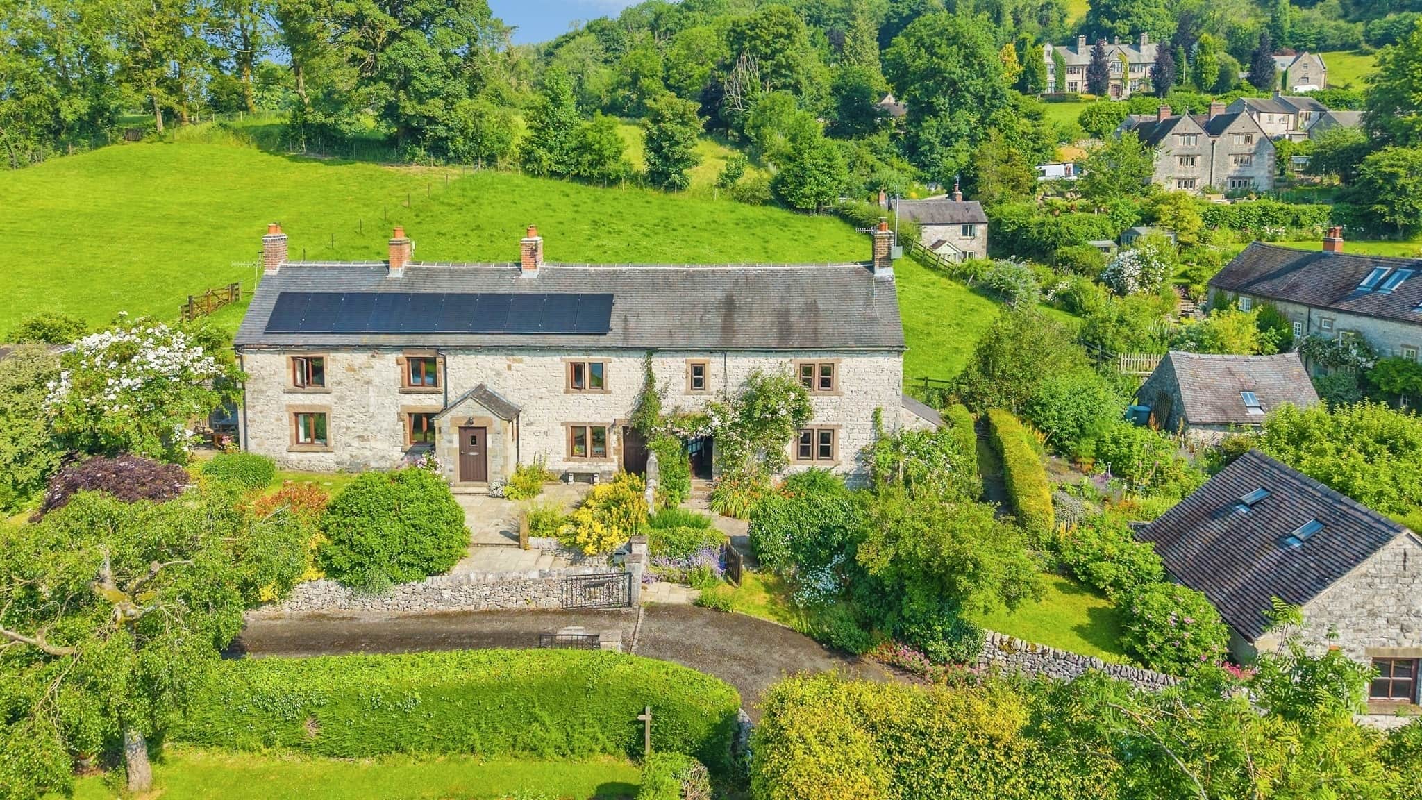 Property photo 0