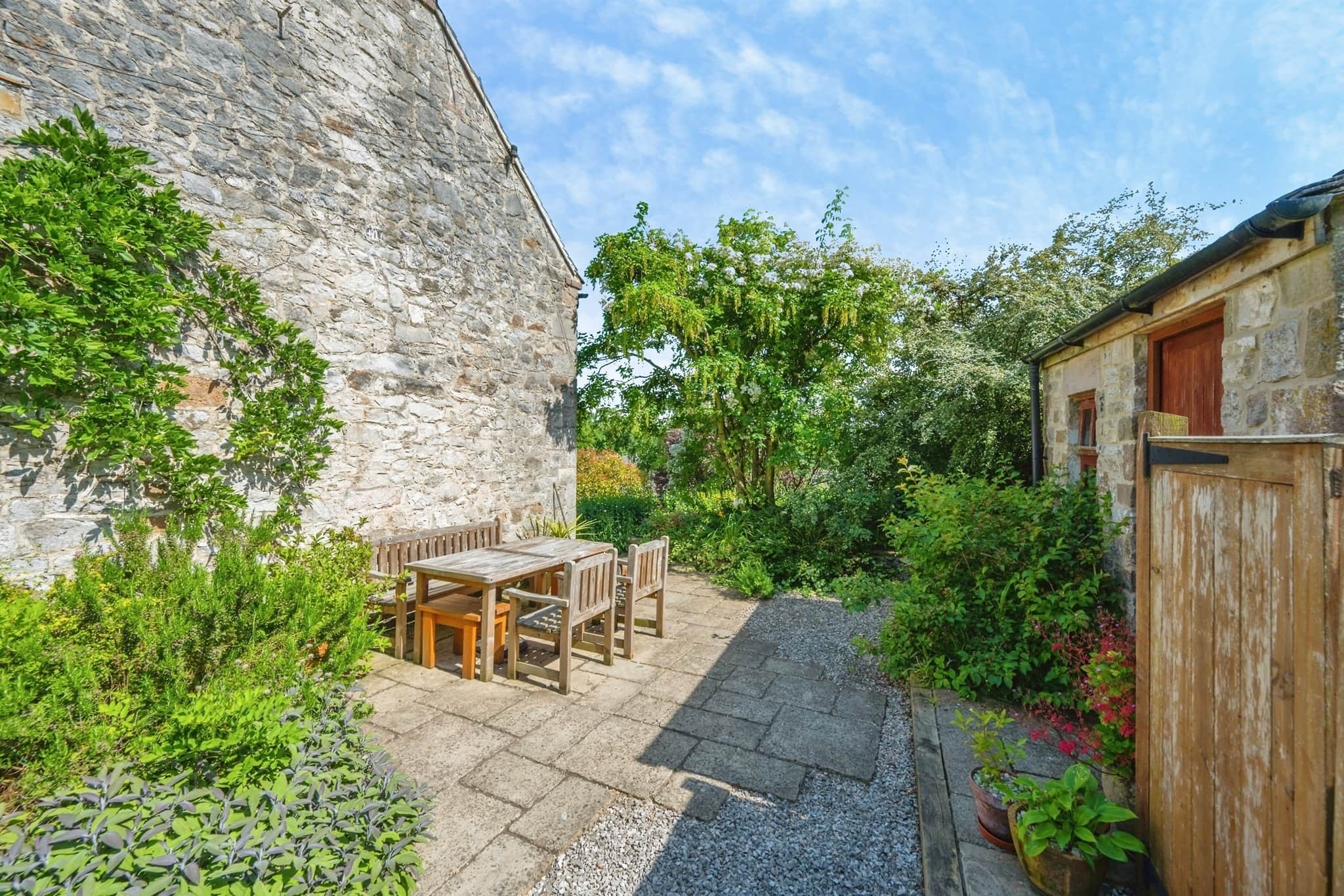 Property photo 25