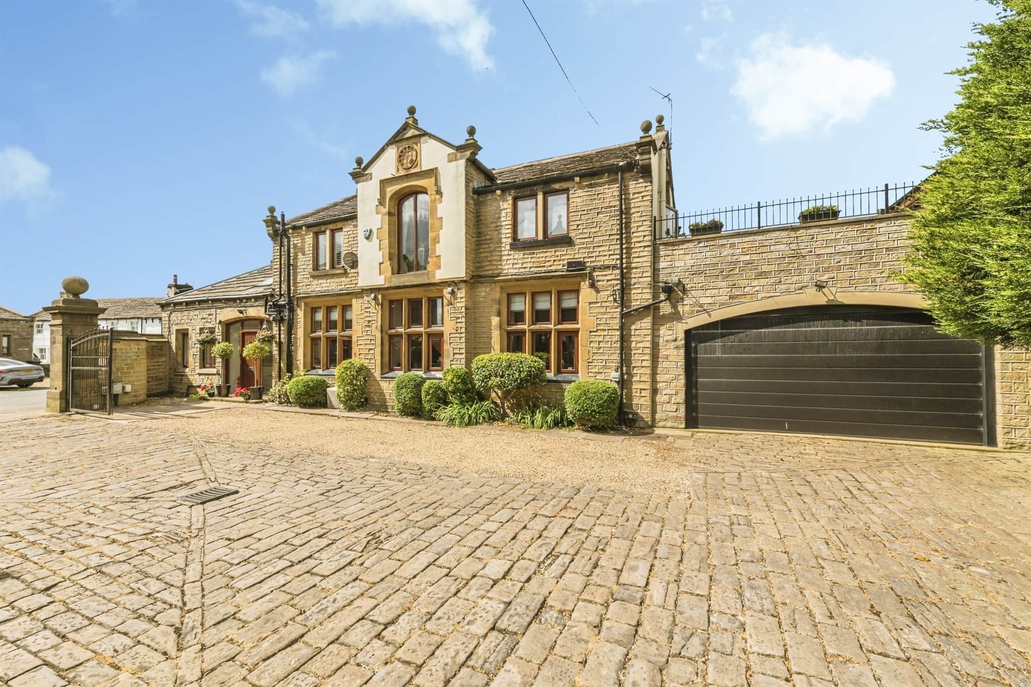 Property photo 0