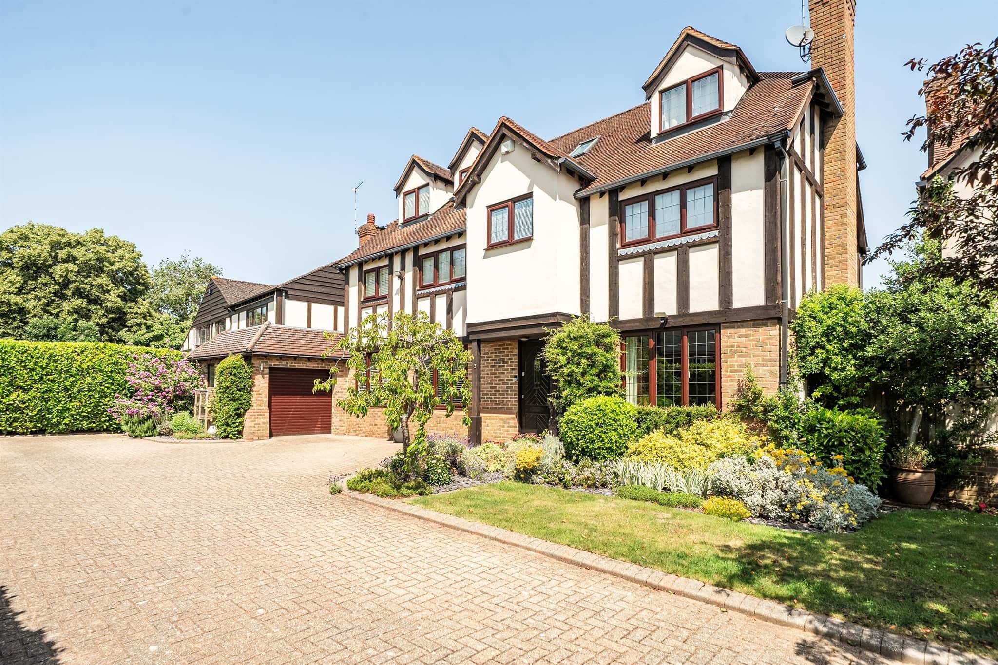 Property photo 0