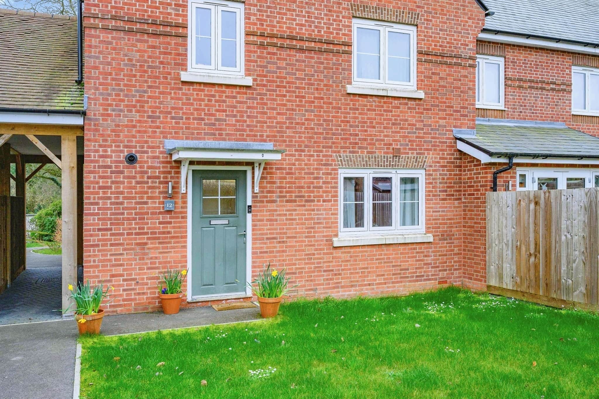 Property photo 0