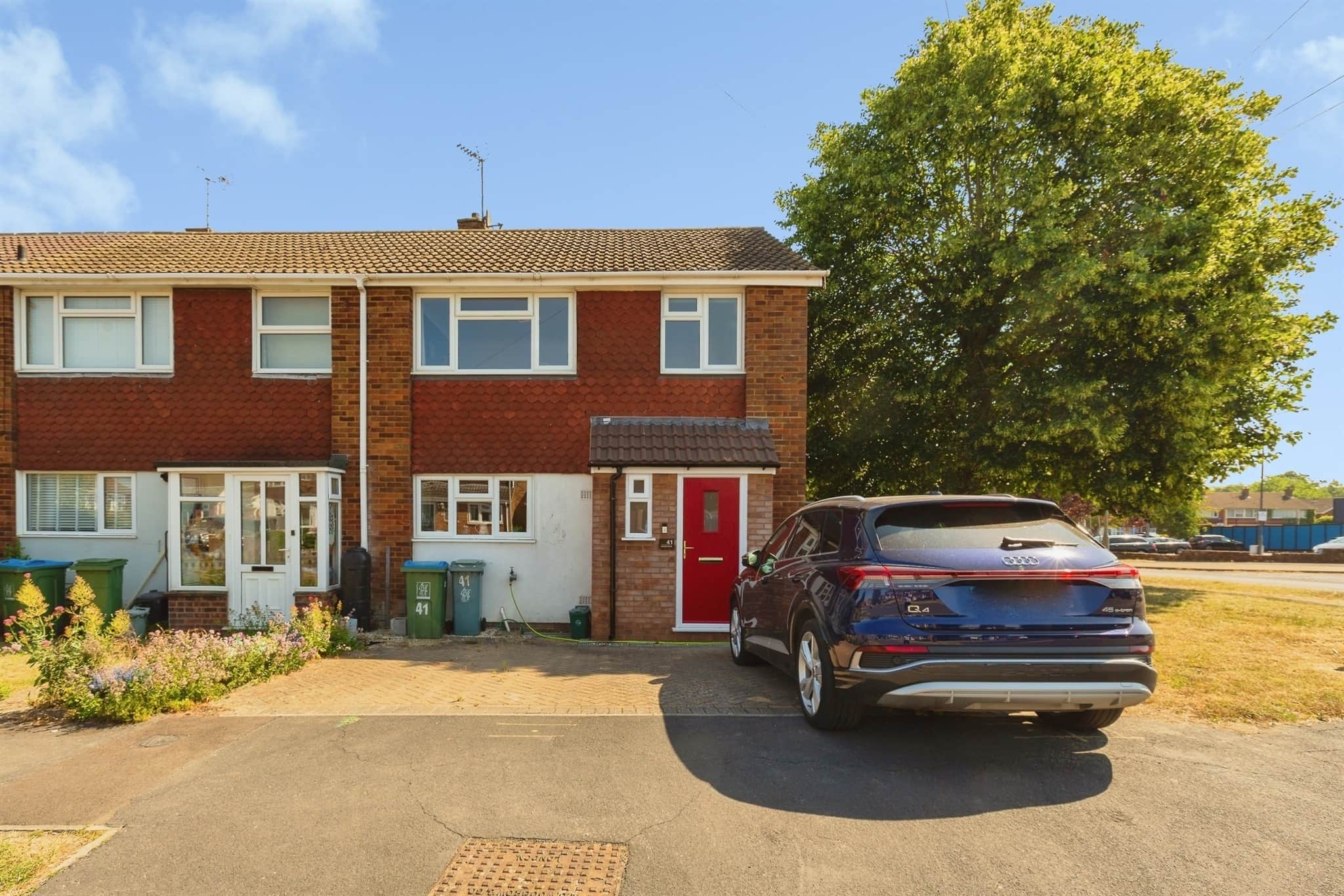 Property photo 0