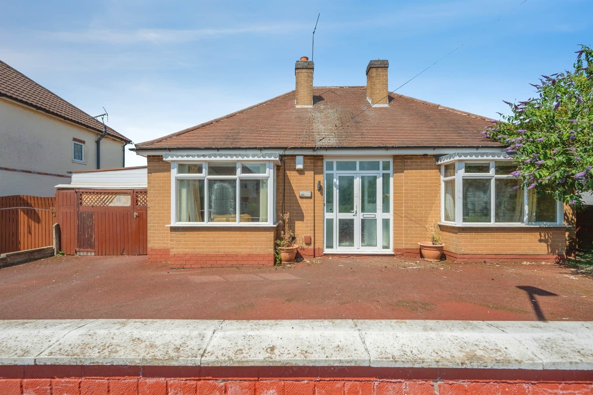 Property photo 0