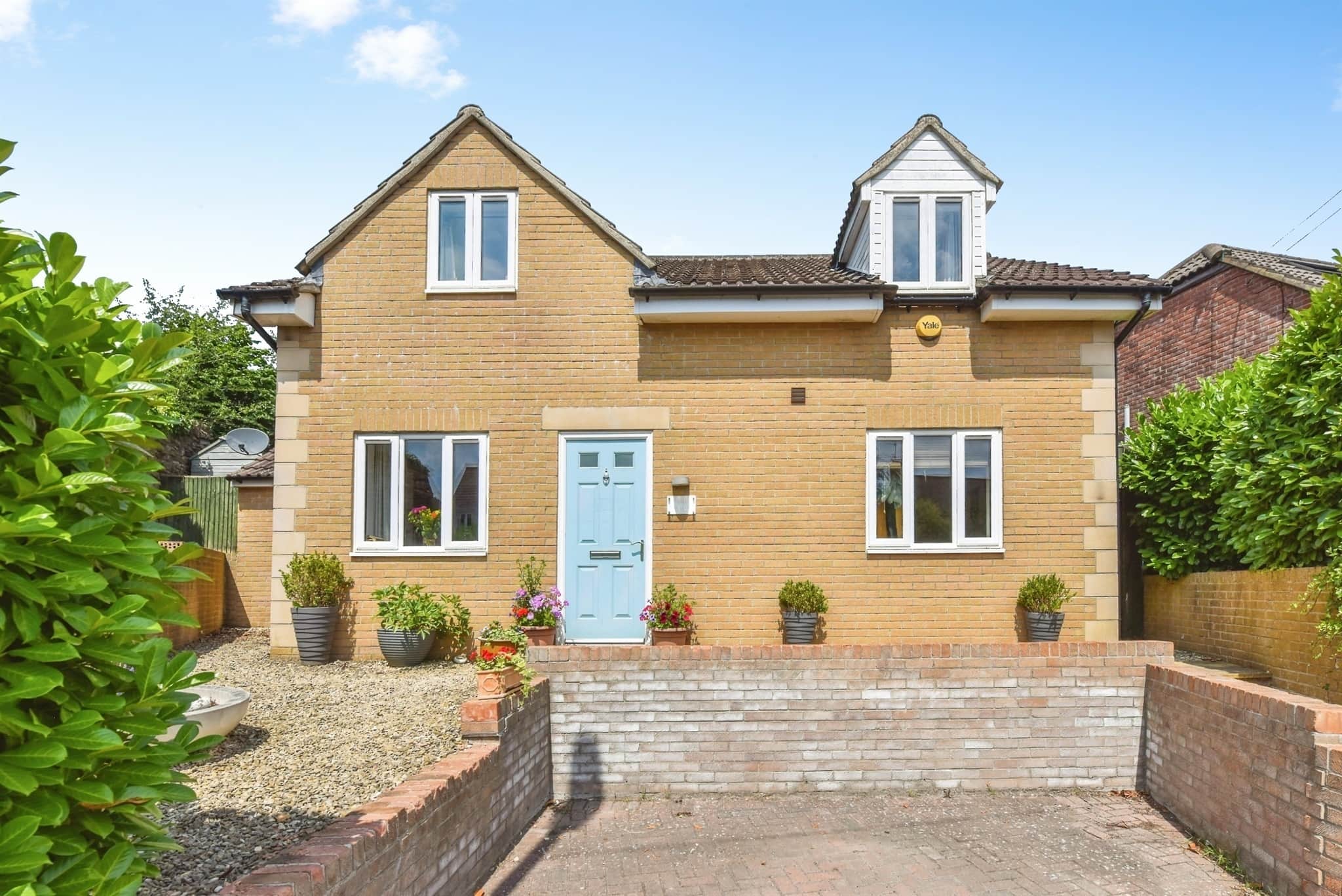 Property photo 0