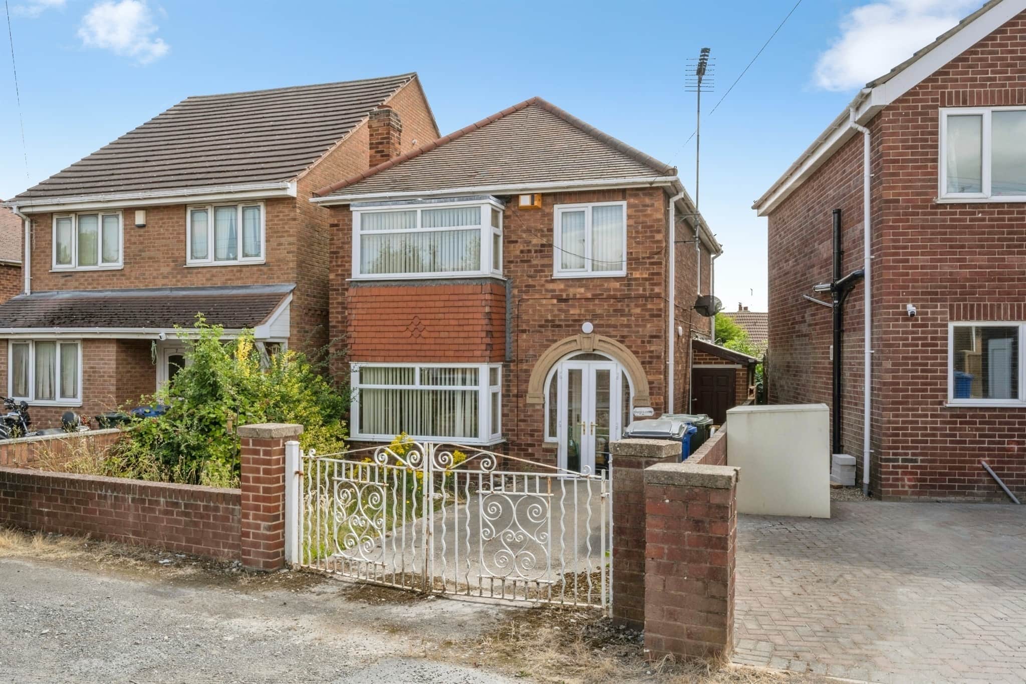 Property photo 0
